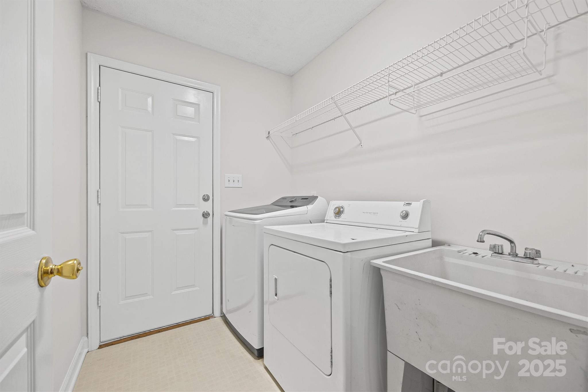 15901 Lawyers Road