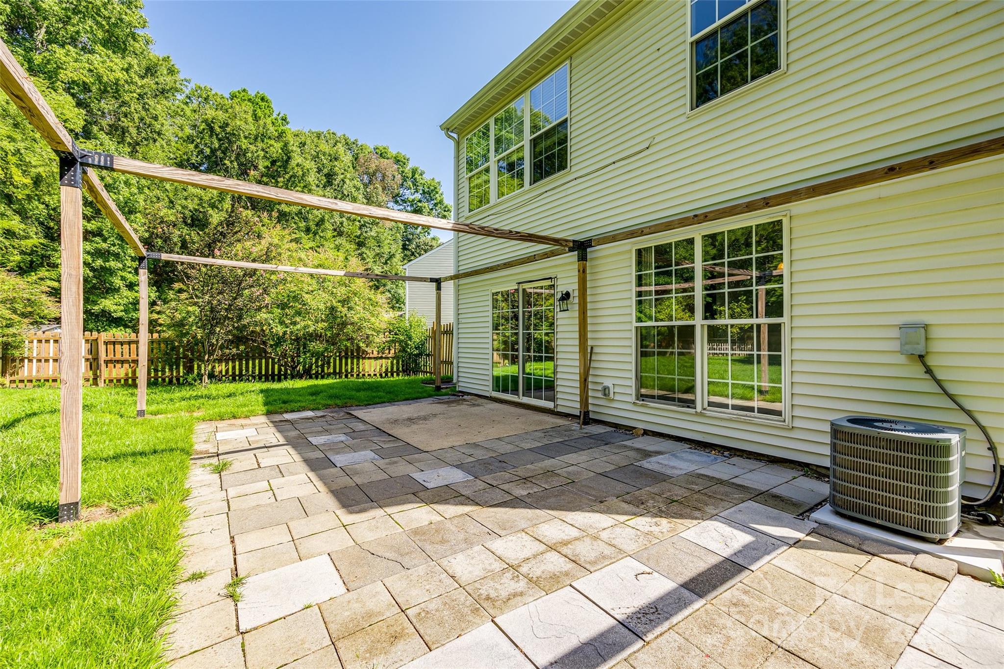 2406 Sawyer Drive