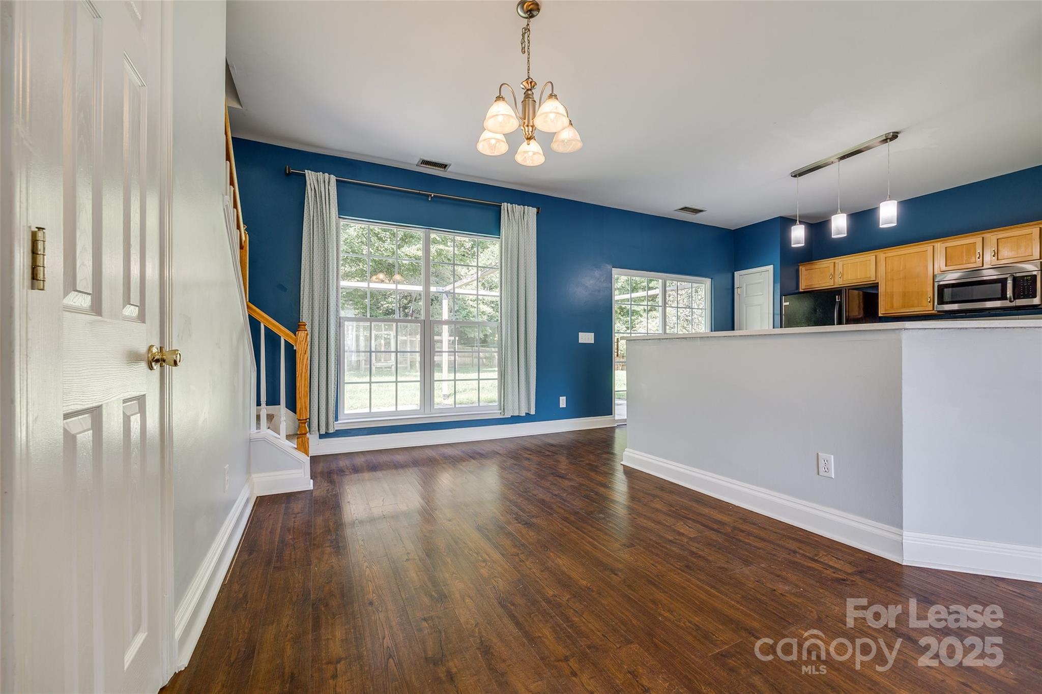 2406 Sawyer Drive