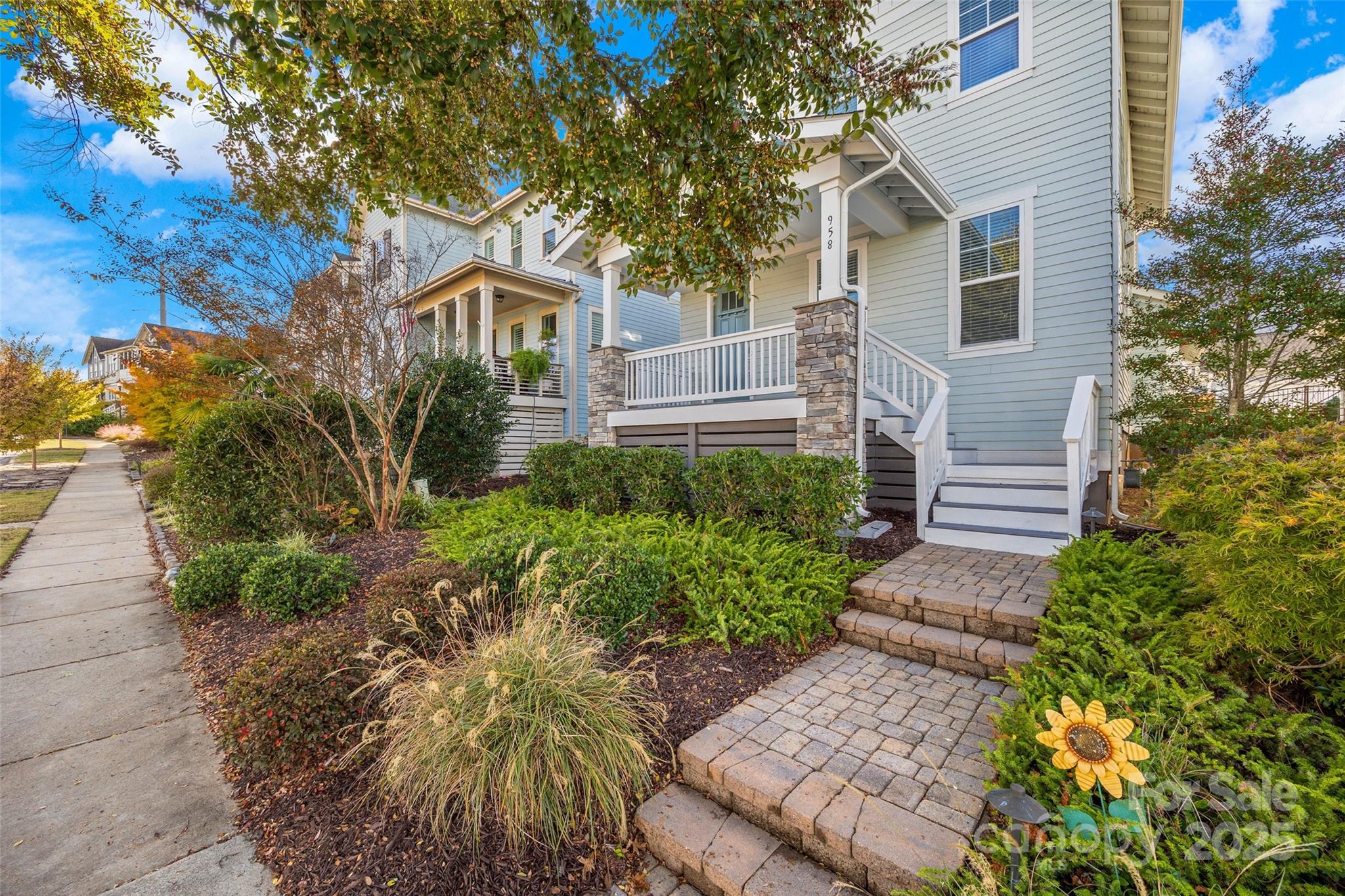 958 Herrons Ferry Road