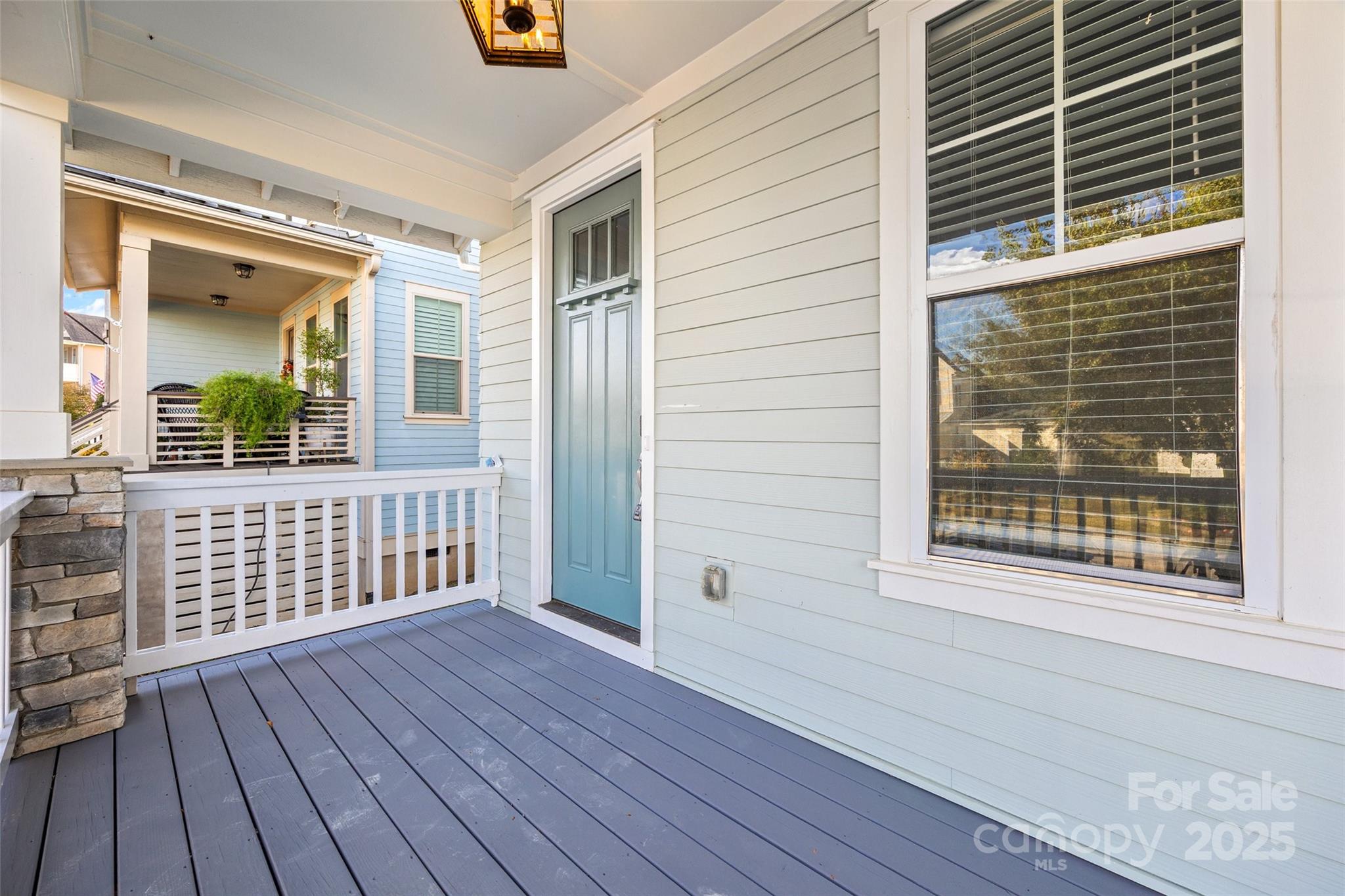 958 Herrons Ferry Road