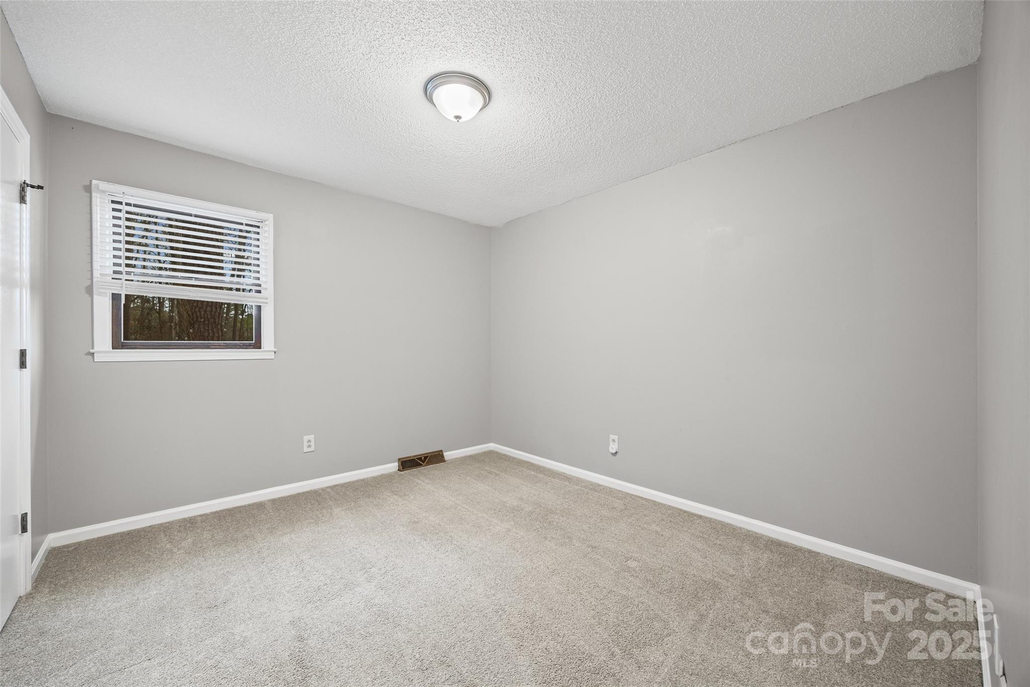 2206 Canberra Drive