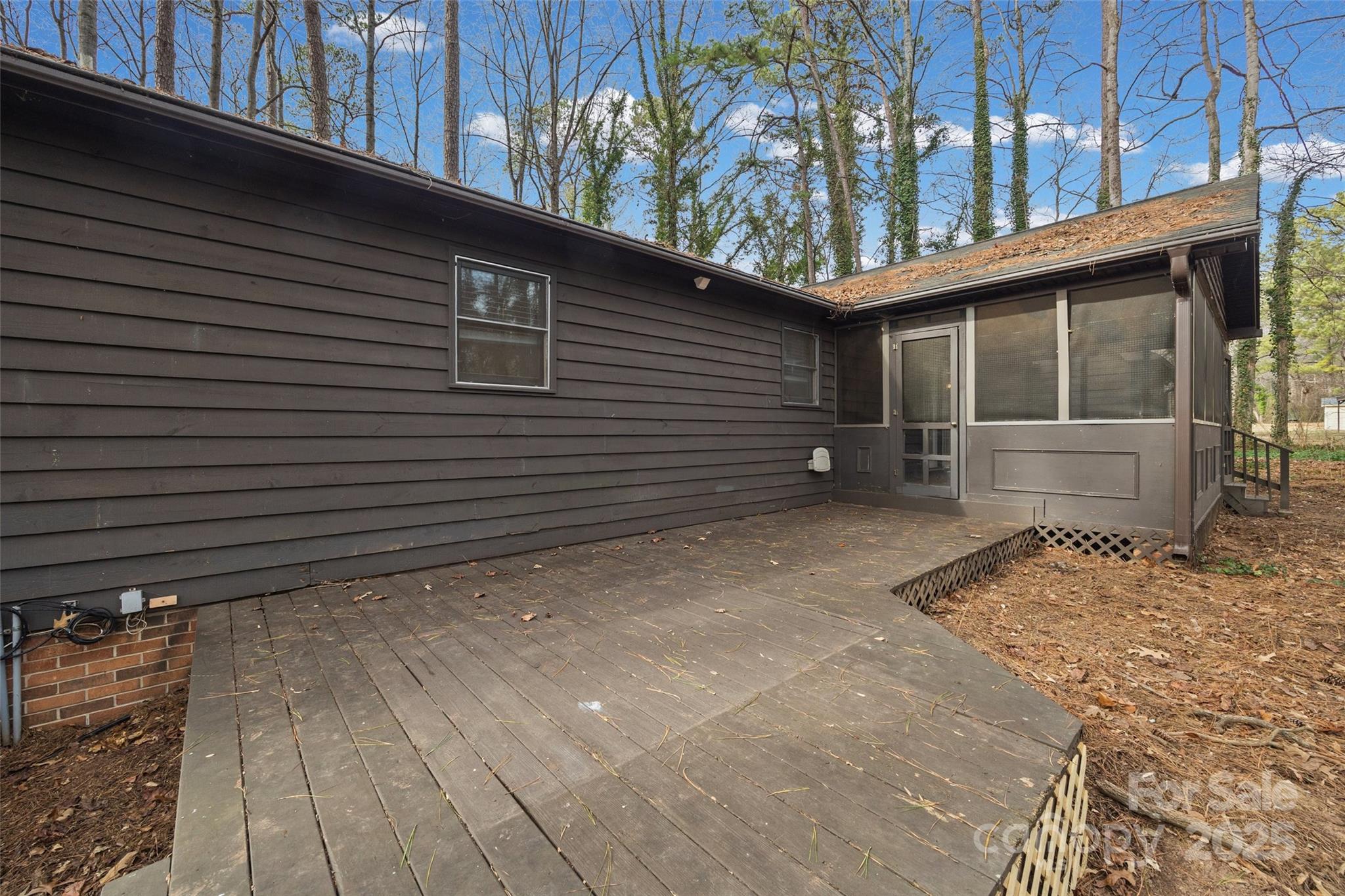 2206 Canberra Drive