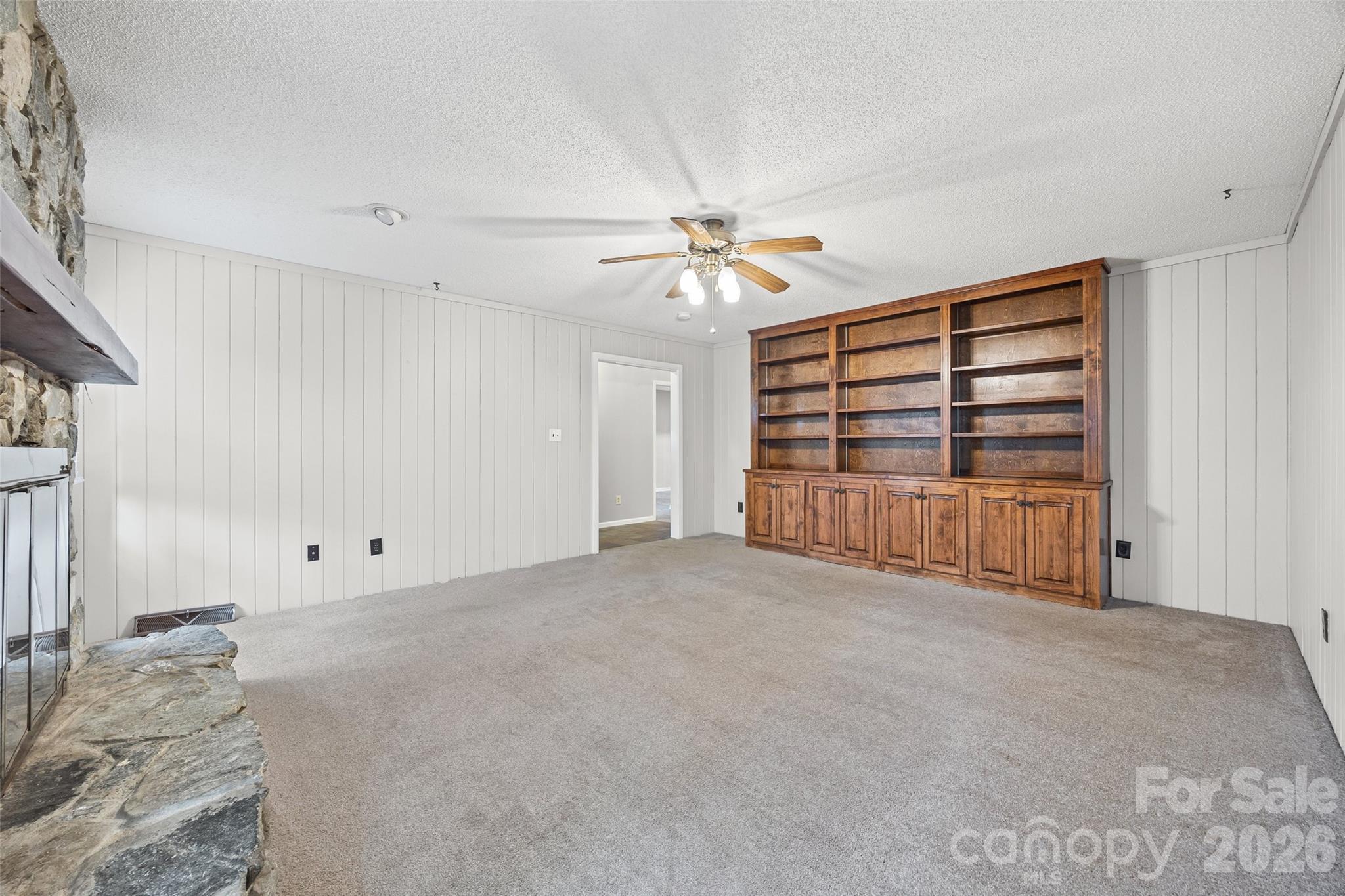 2206 Canberra Drive