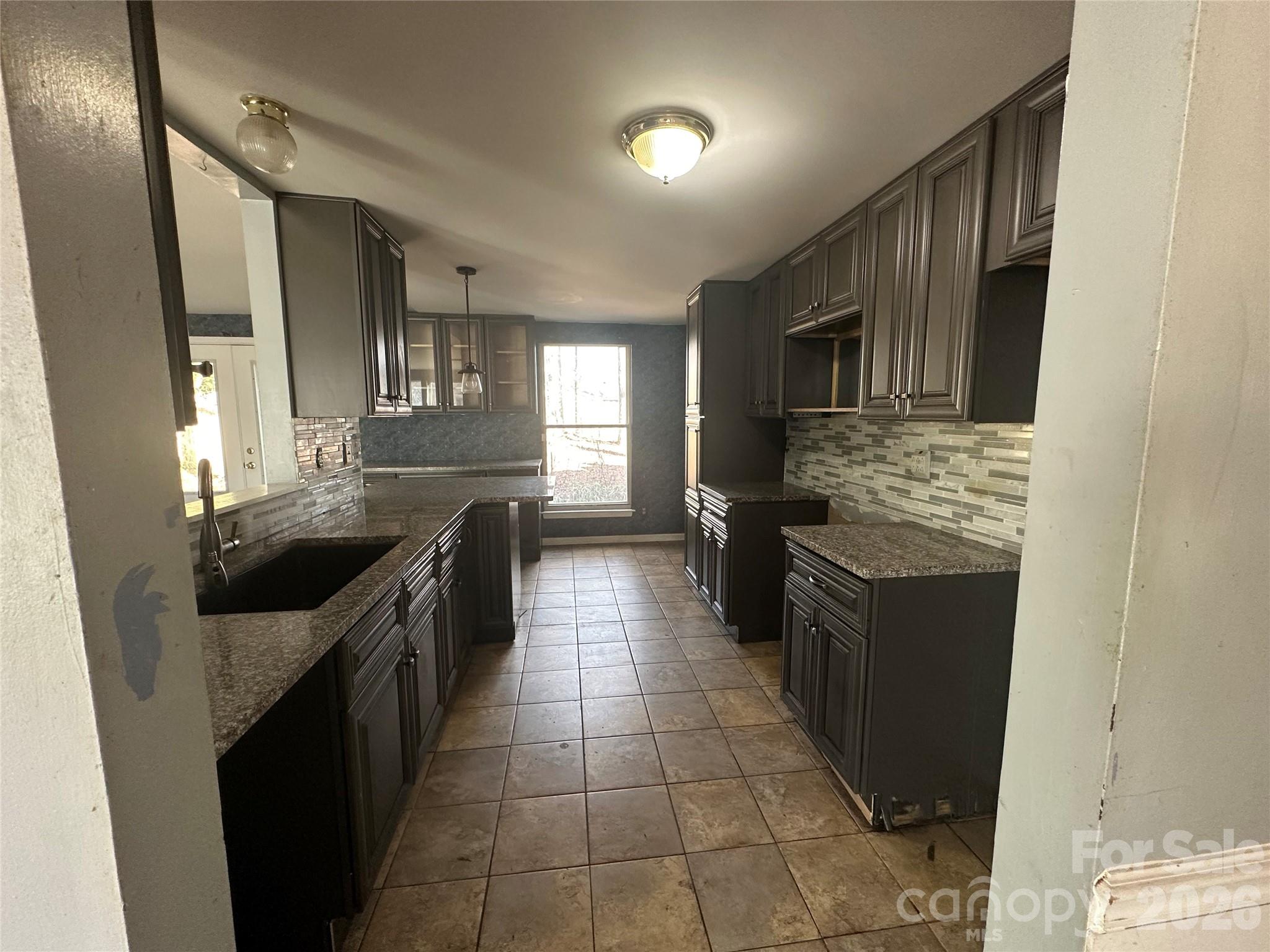6011 Sunset Chase Lane