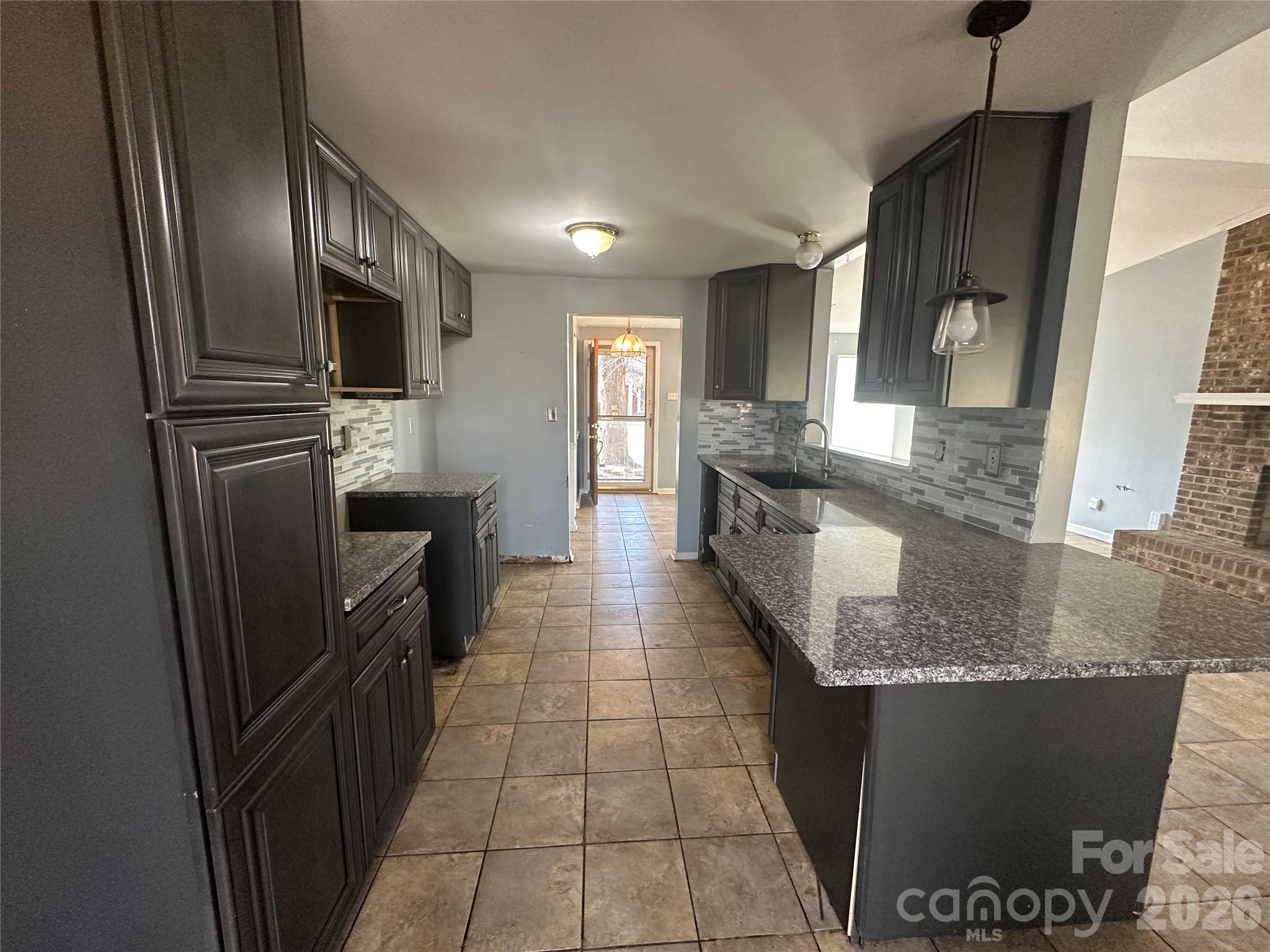6011 Sunset Chase Lane