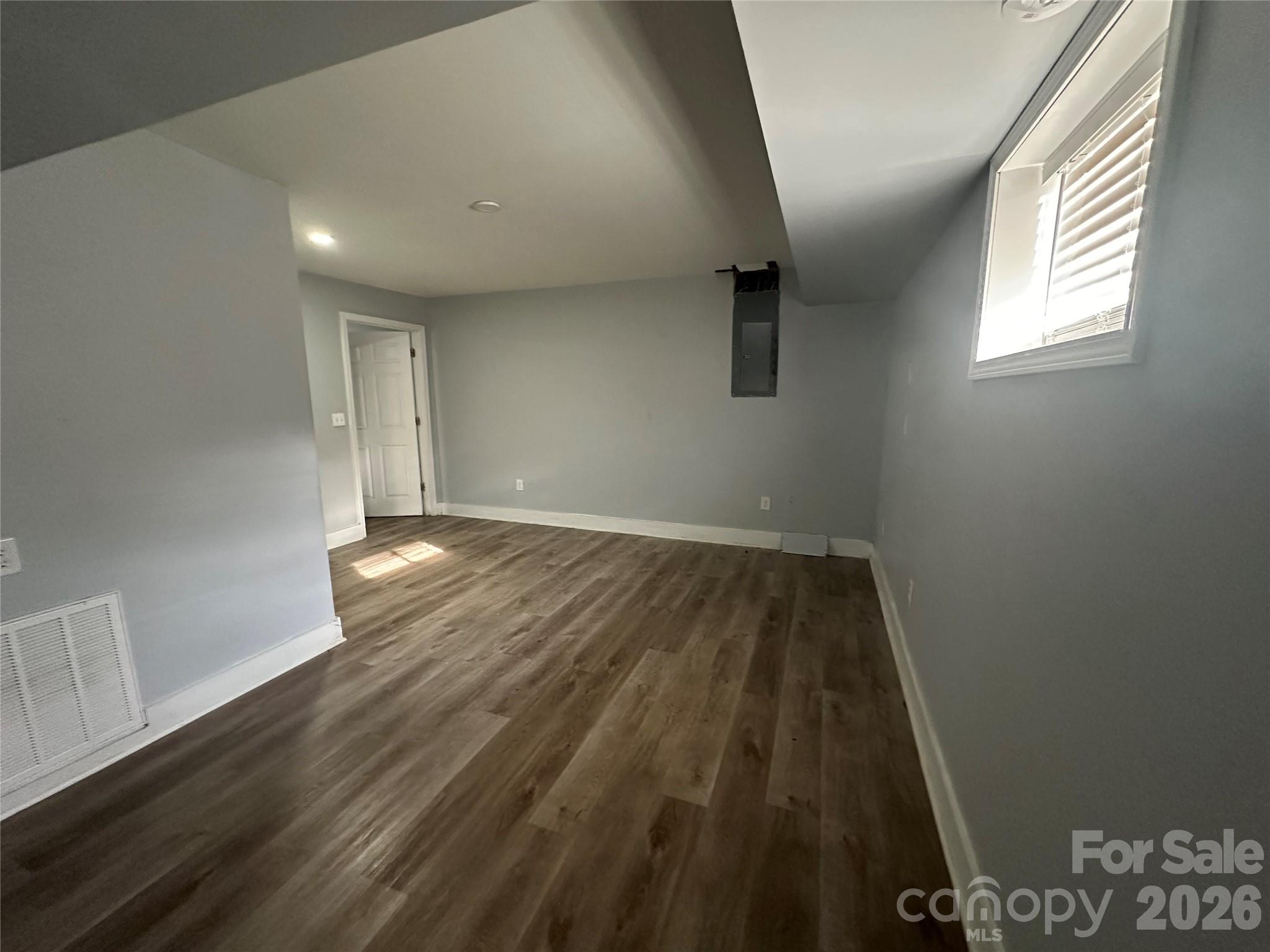 614 Sunnybrook Drive