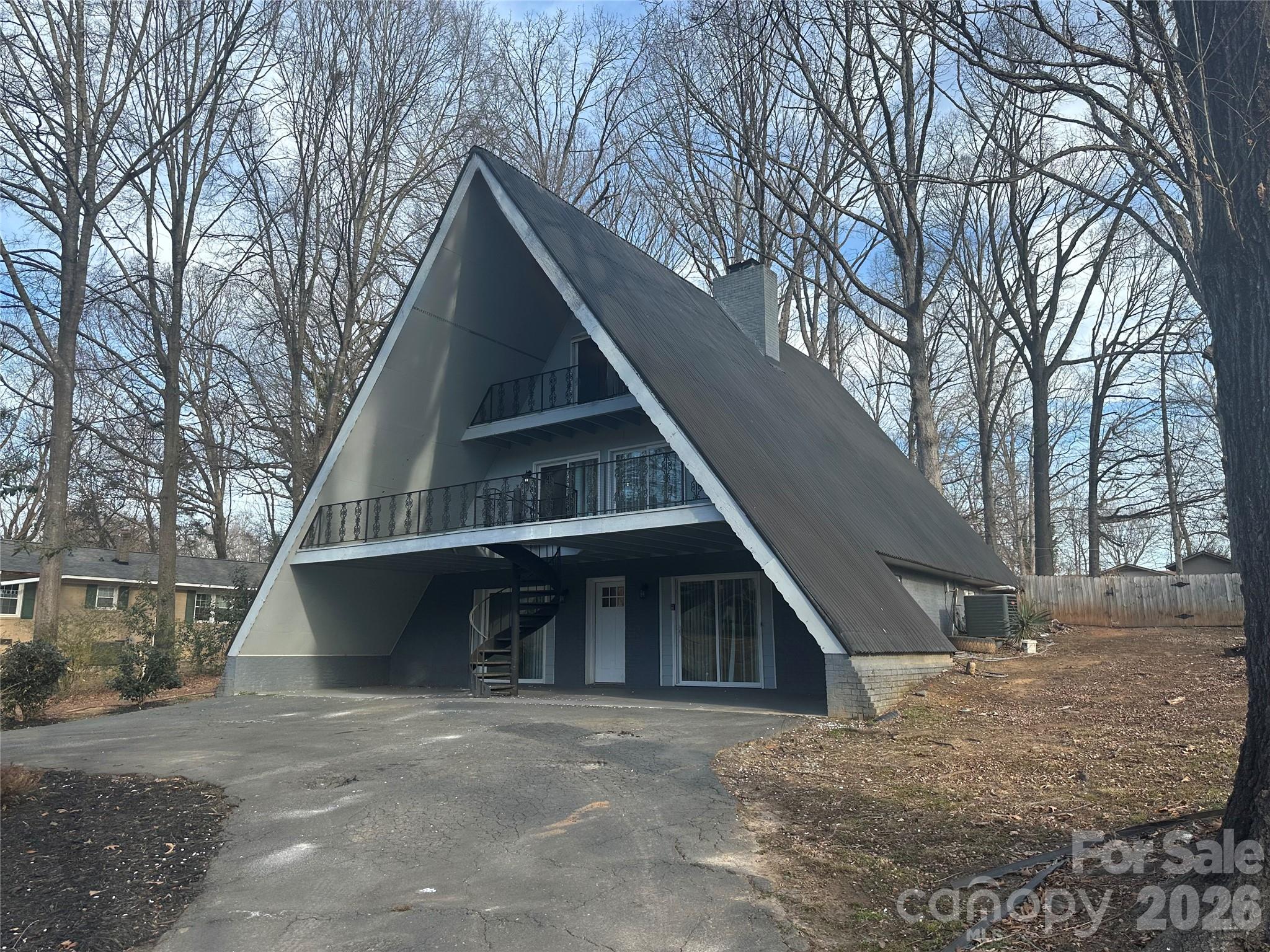 614 Sunnybrook Drive