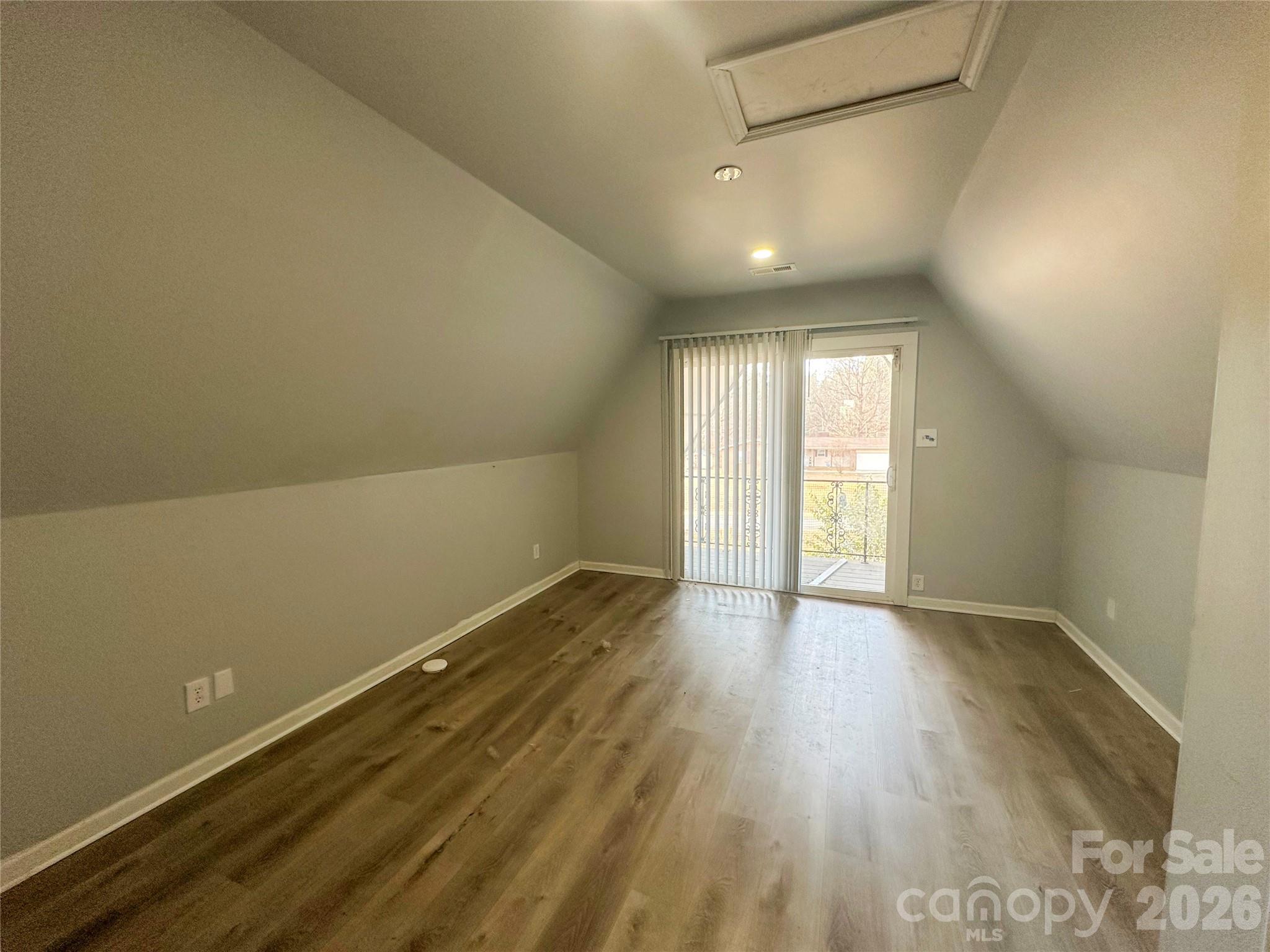 614 Sunnybrook Drive