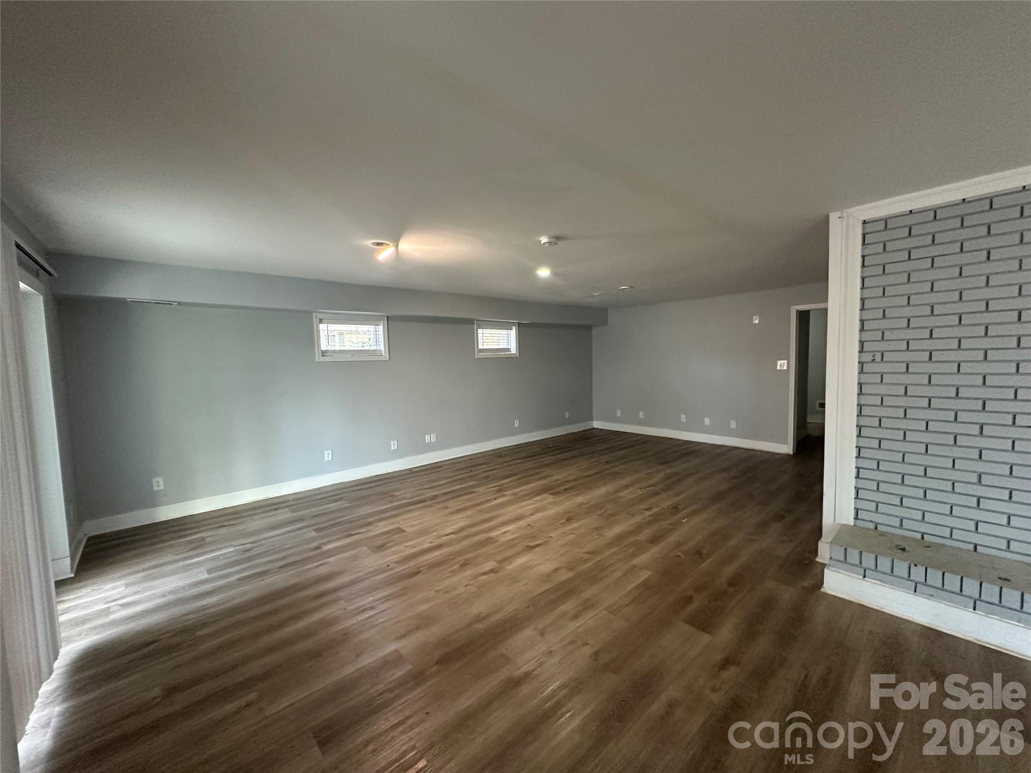 614 Sunnybrook Drive