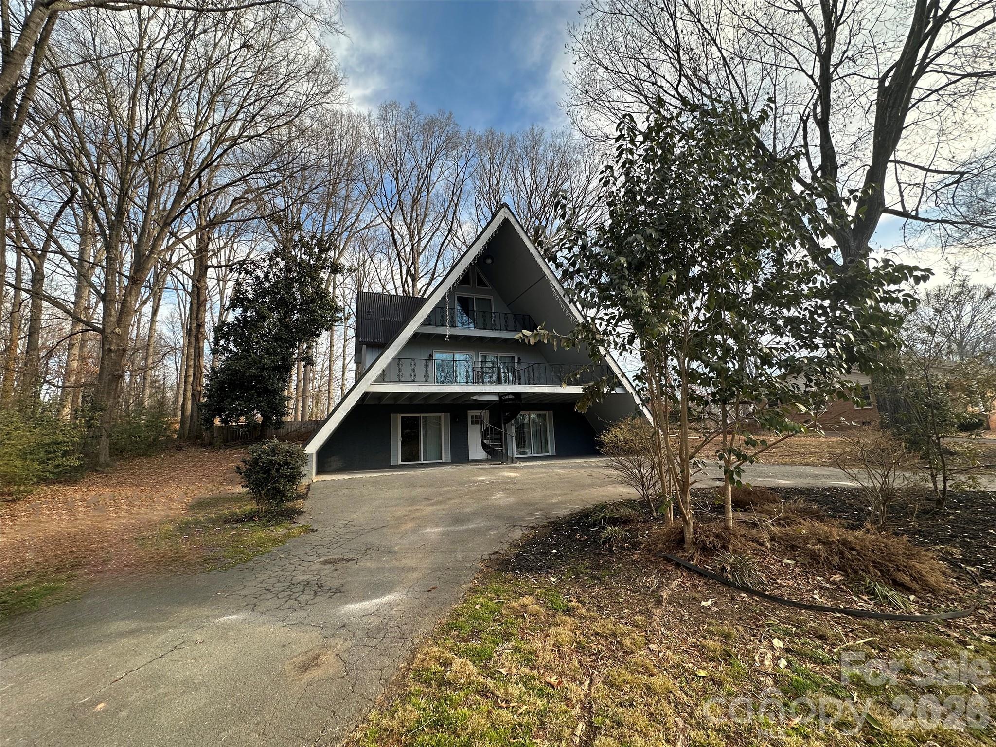 614 Sunnybrook Drive