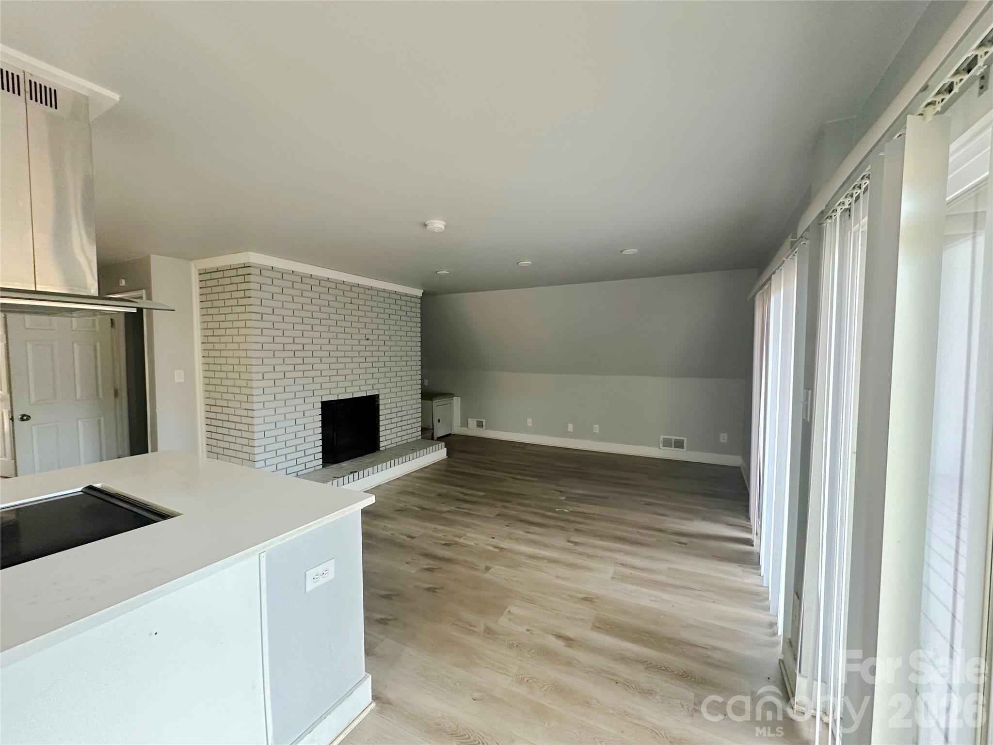 614 Sunnybrook Drive