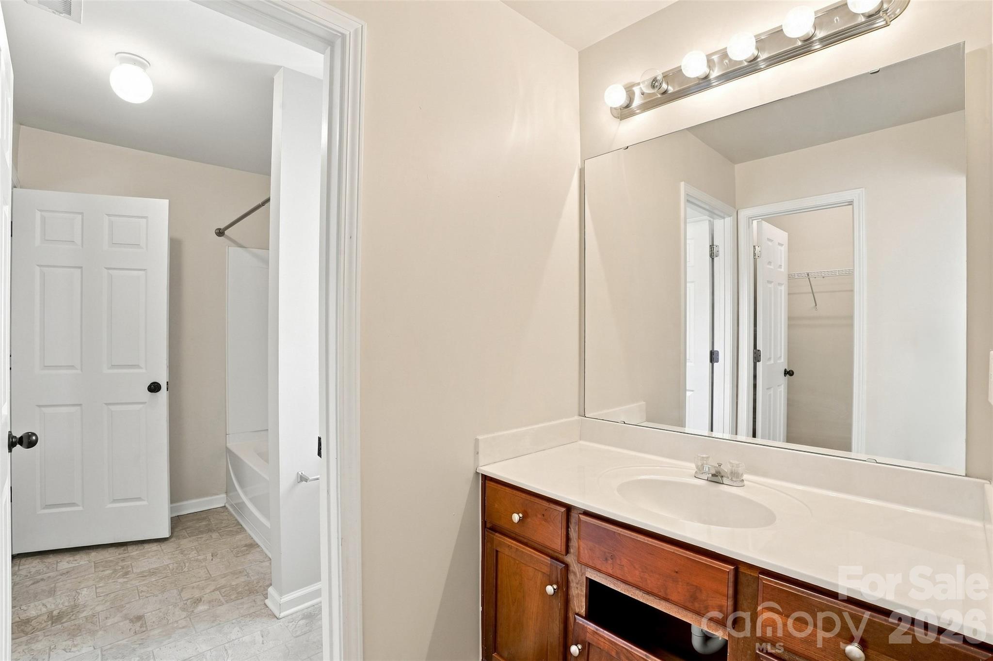 2506 Greenspire Court