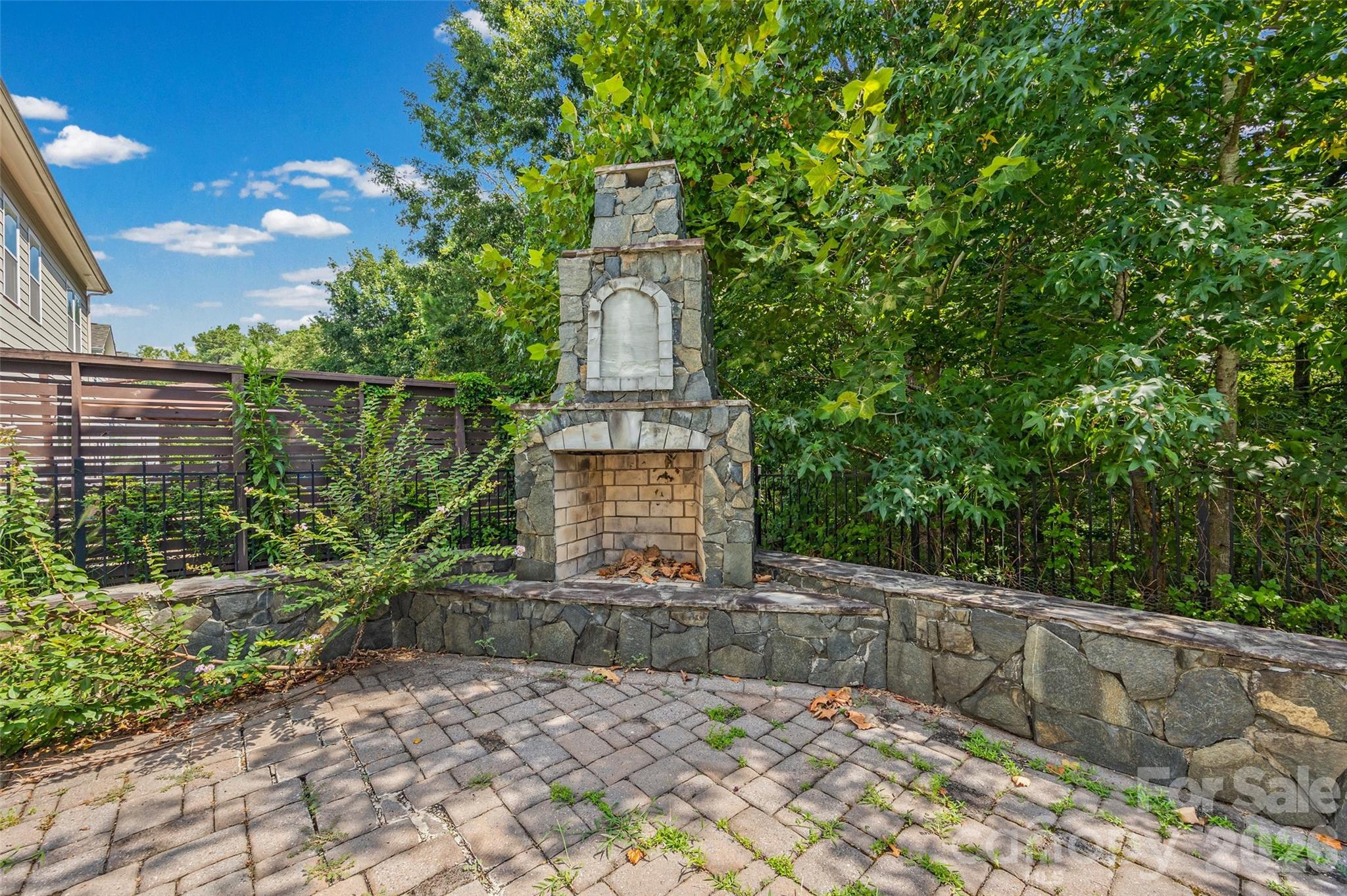 2166 Bluebell Way