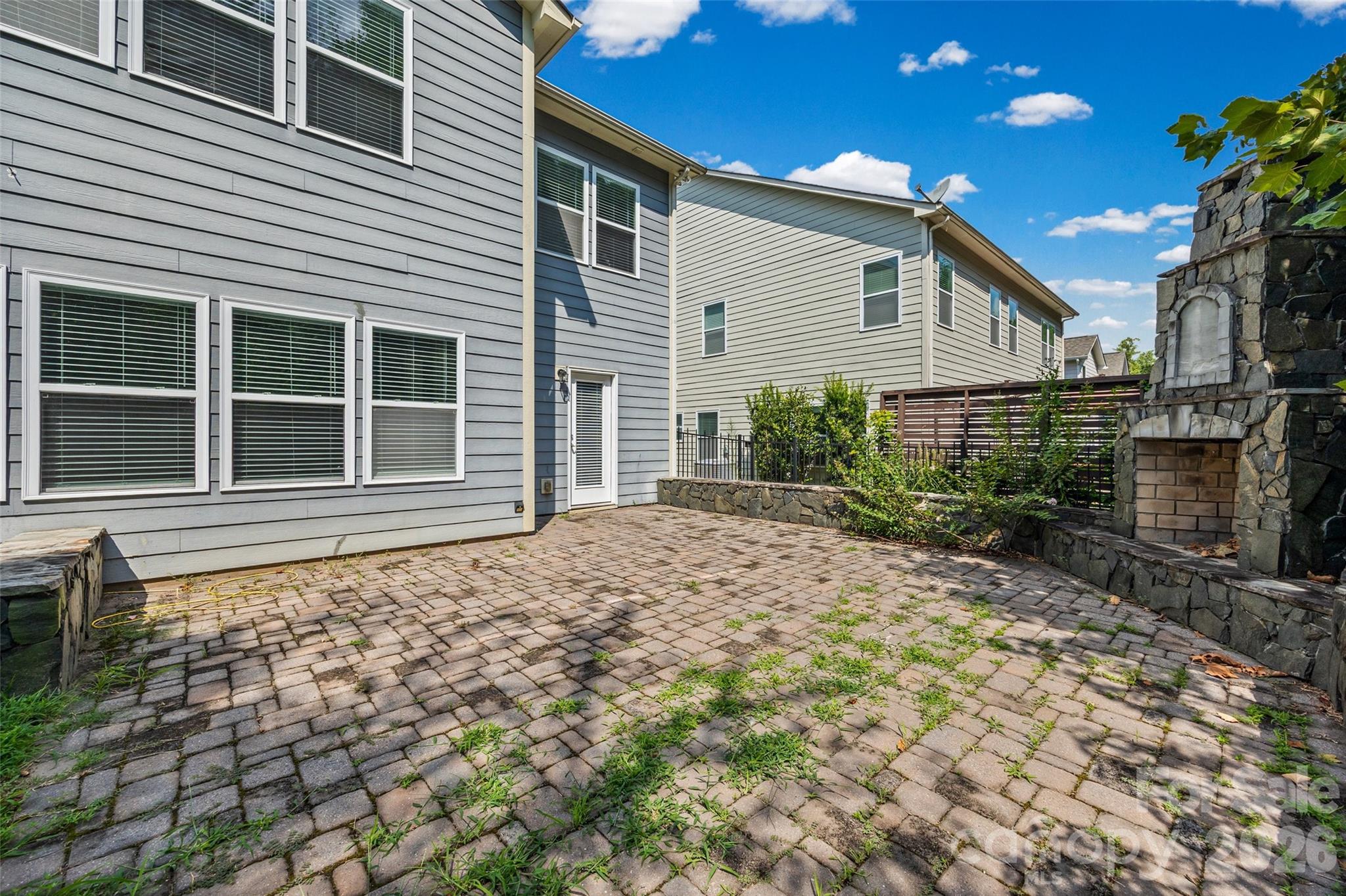 2166 Bluebell Way