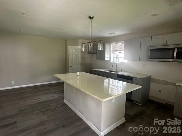 910 Linwood Road