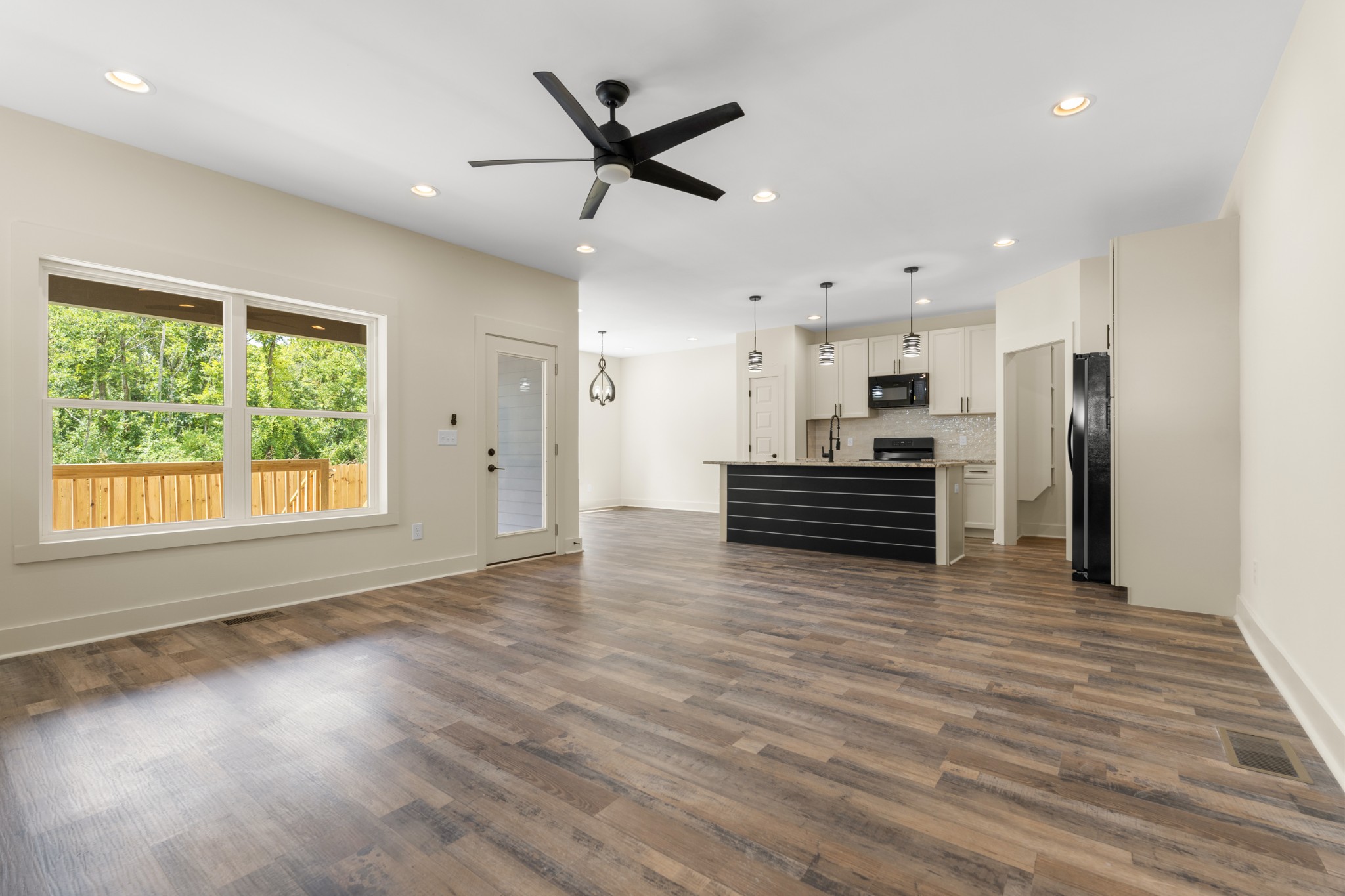 1117 Westchester Dr