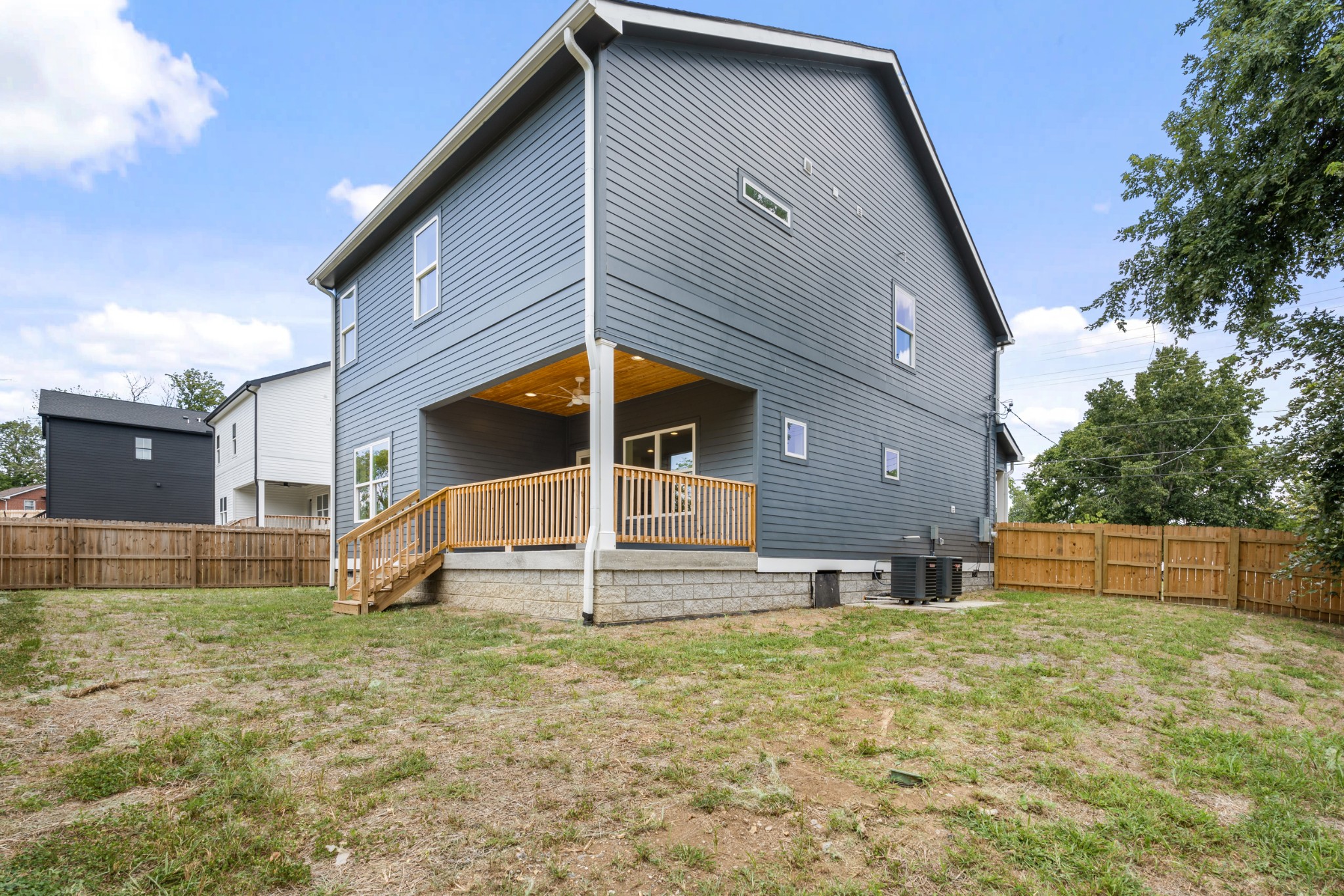 1117 Westchester Dr