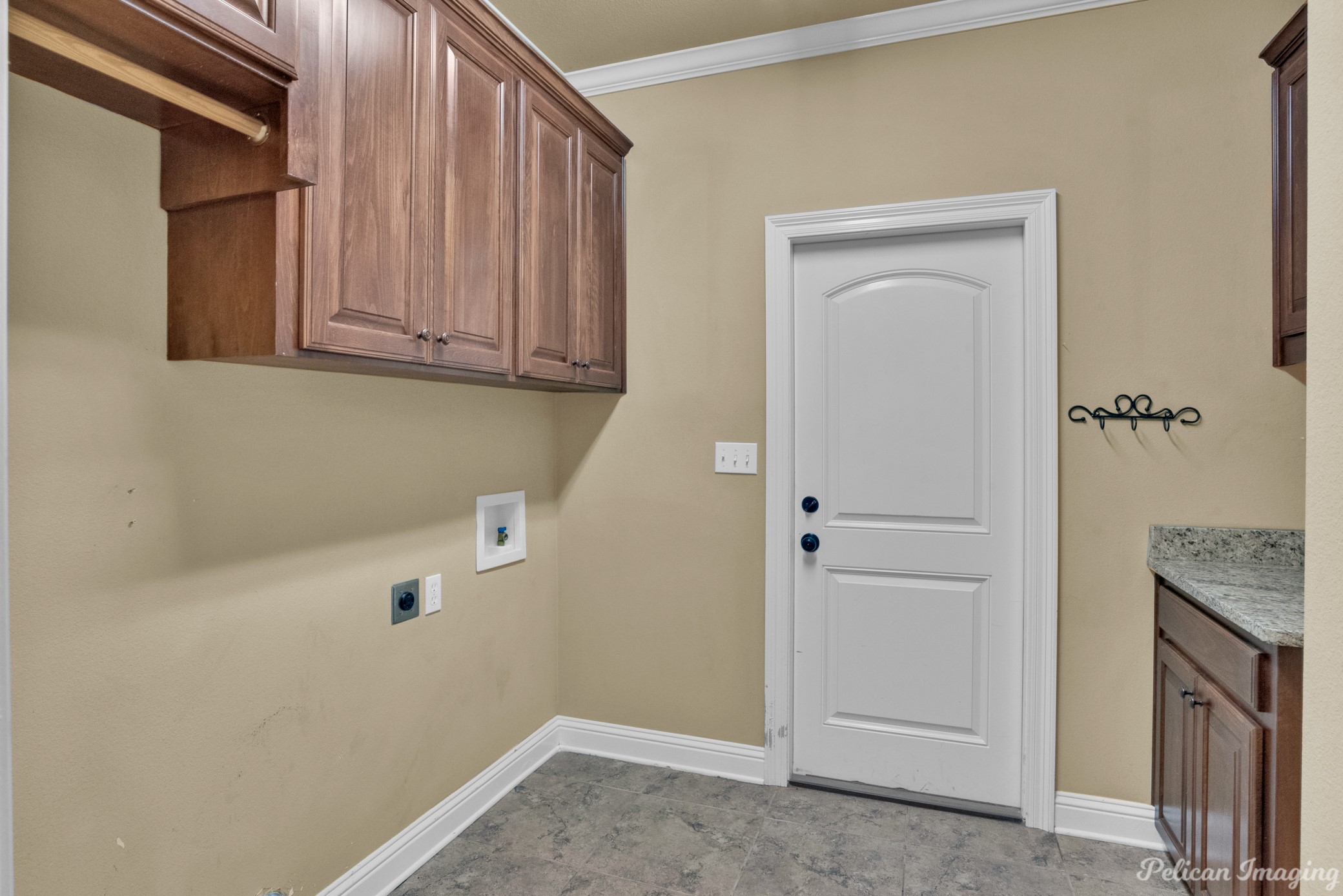 814 Dumaine Drive