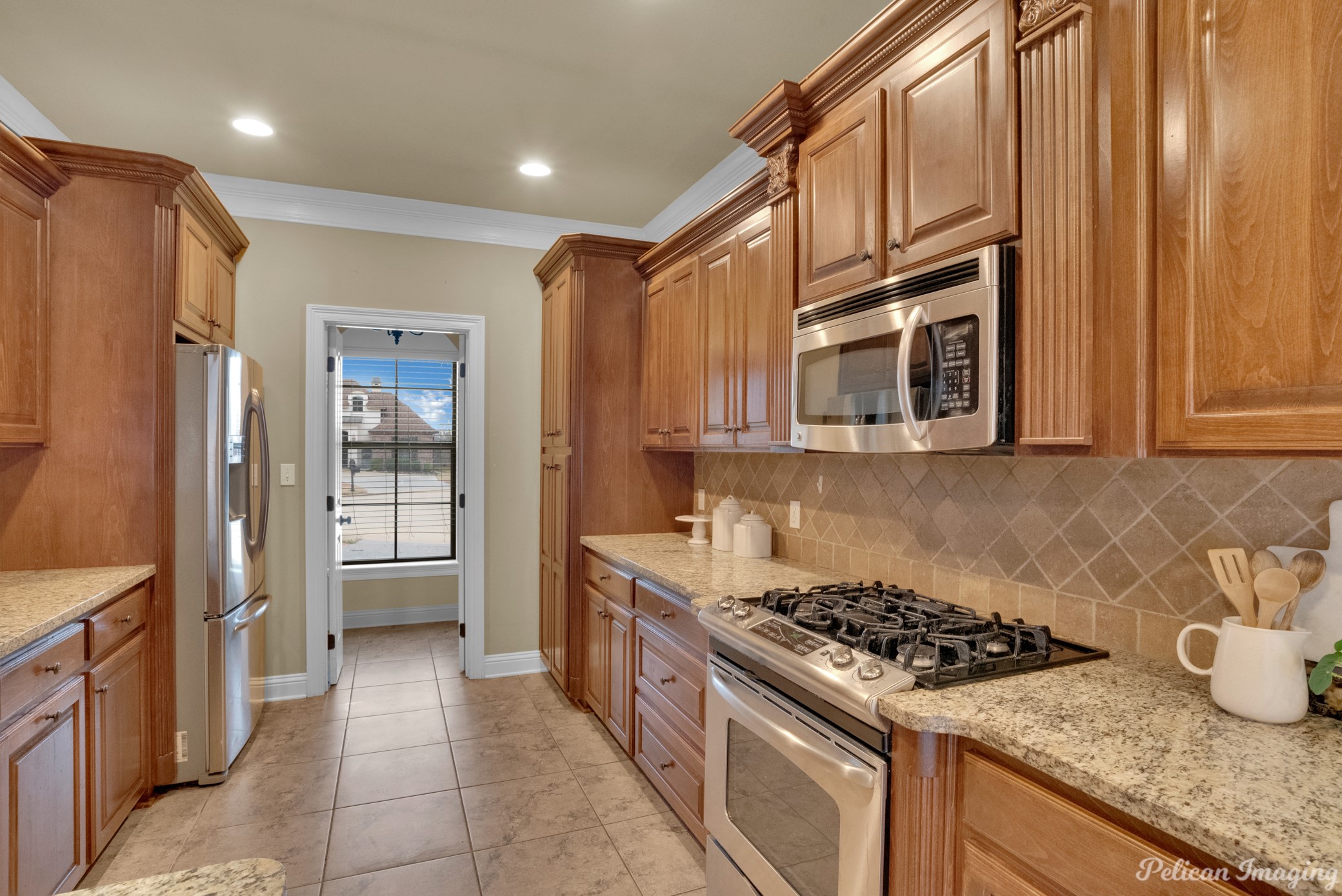 814 Dumaine Drive