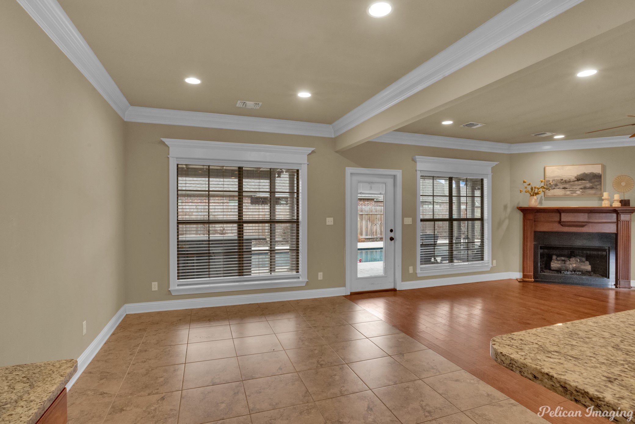 814 Dumaine Drive