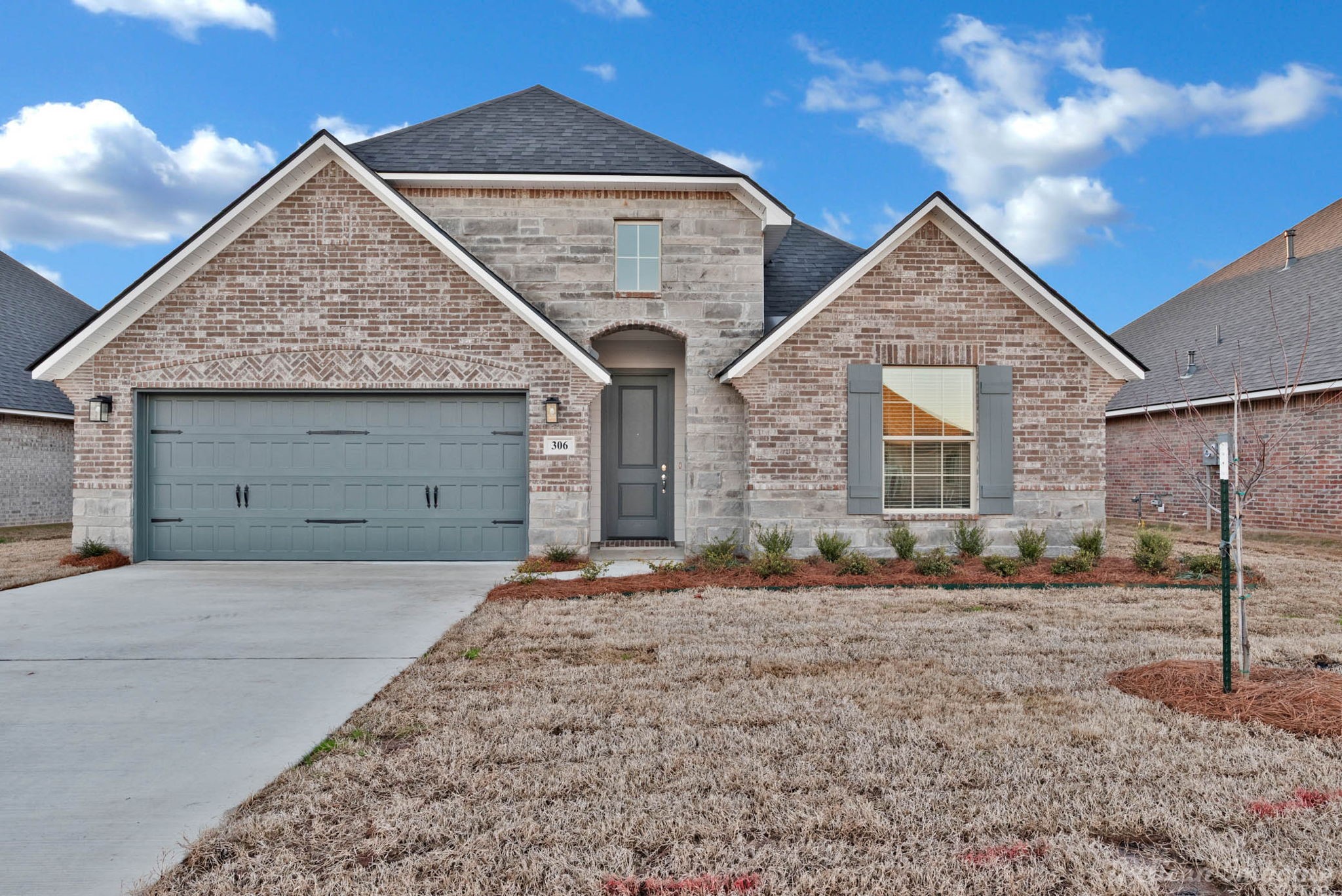 306 Prien Lake Loop