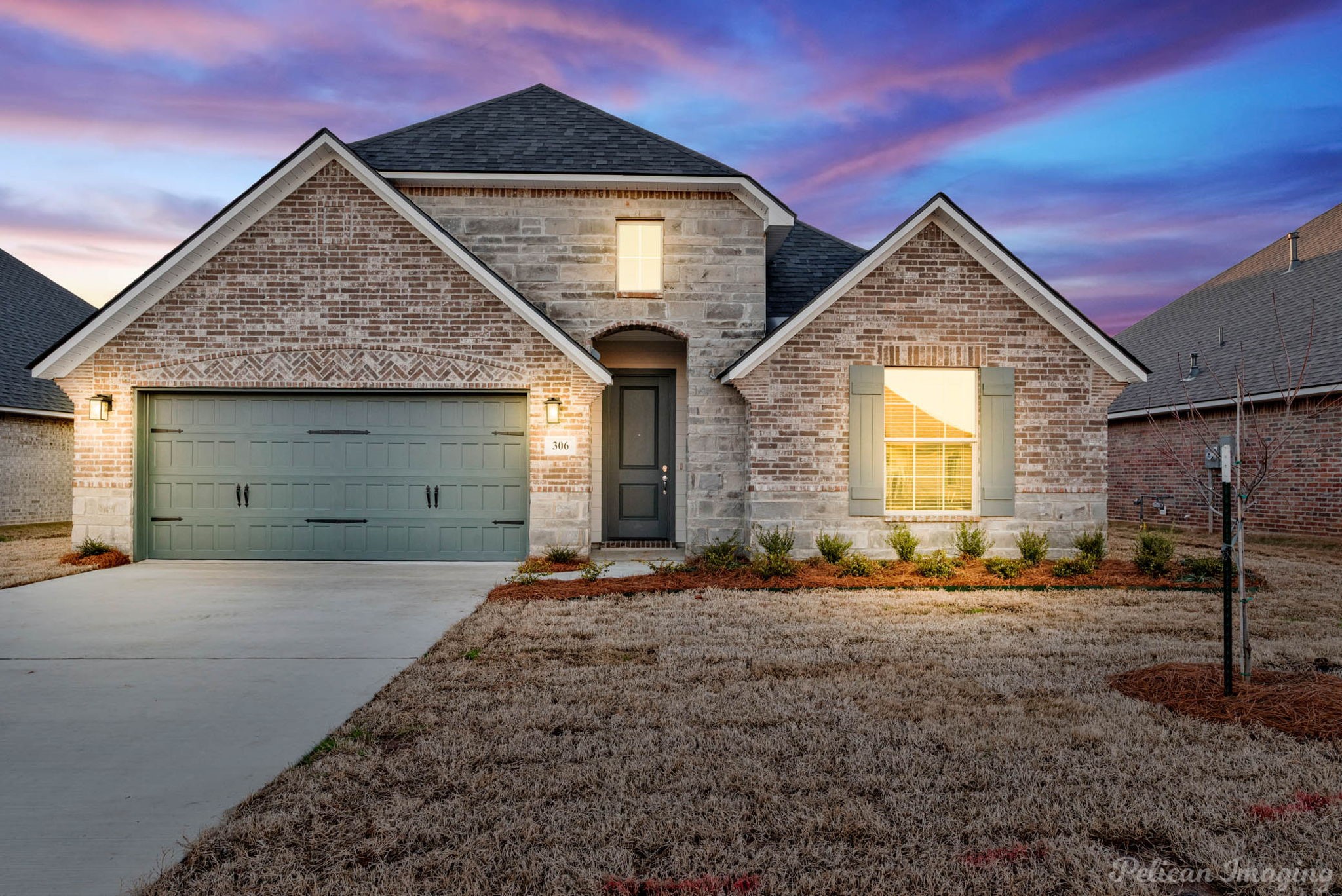 306 Prien Lake Loop