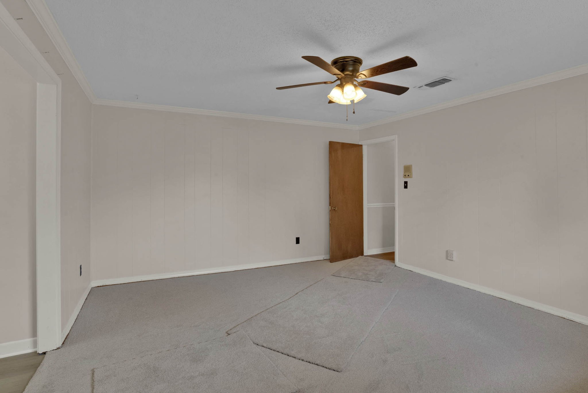 2514 Fieldwood Circle