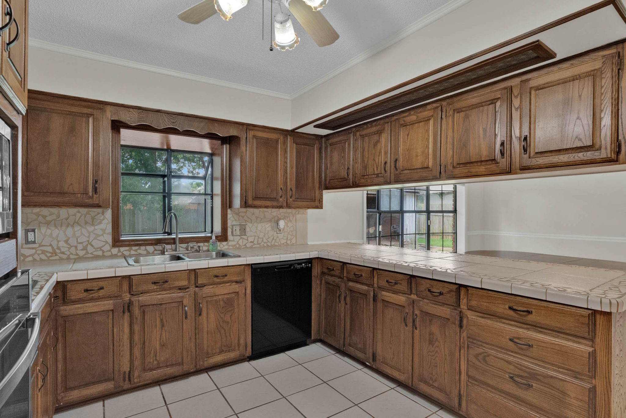 2514 Fieldwood Circle