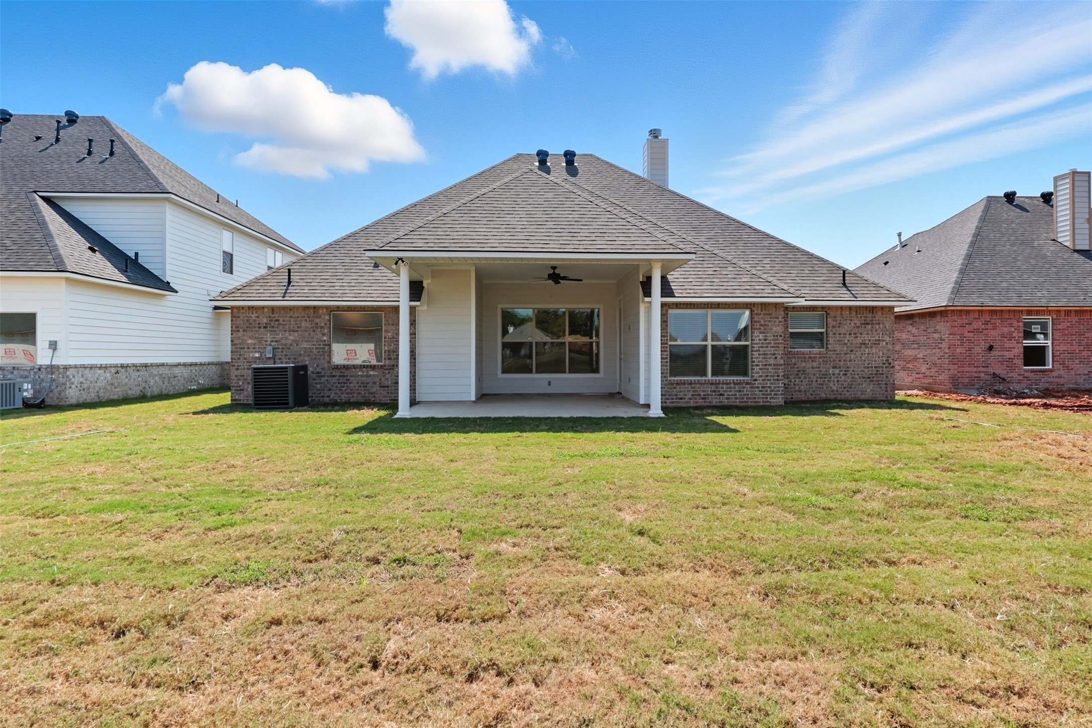 333 Prien Lake Loop