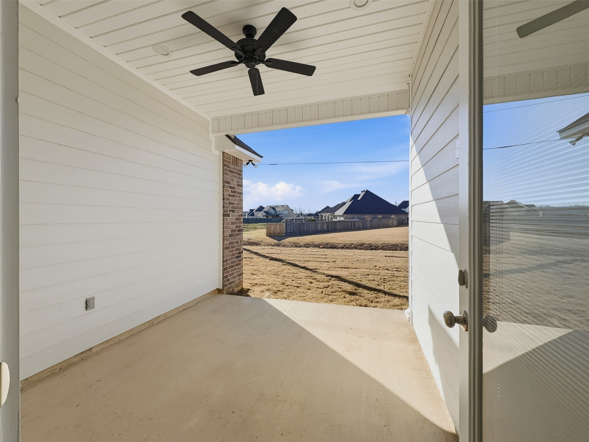 332 Prien Lake Loop