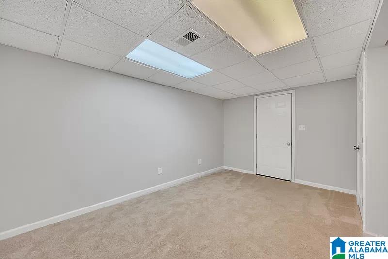 1812 STRAWBERRY LANE