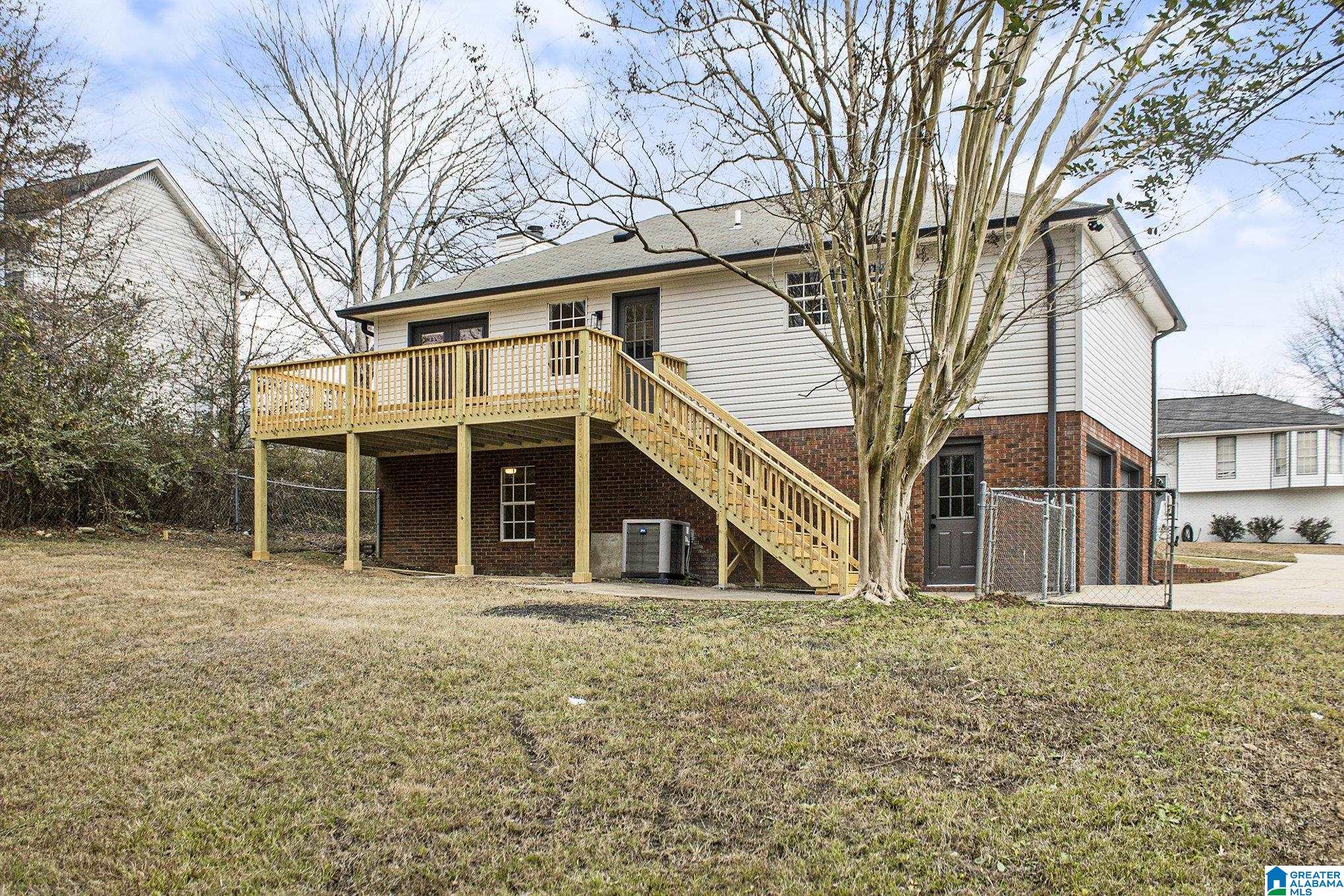 119 DOLPHIN COURT