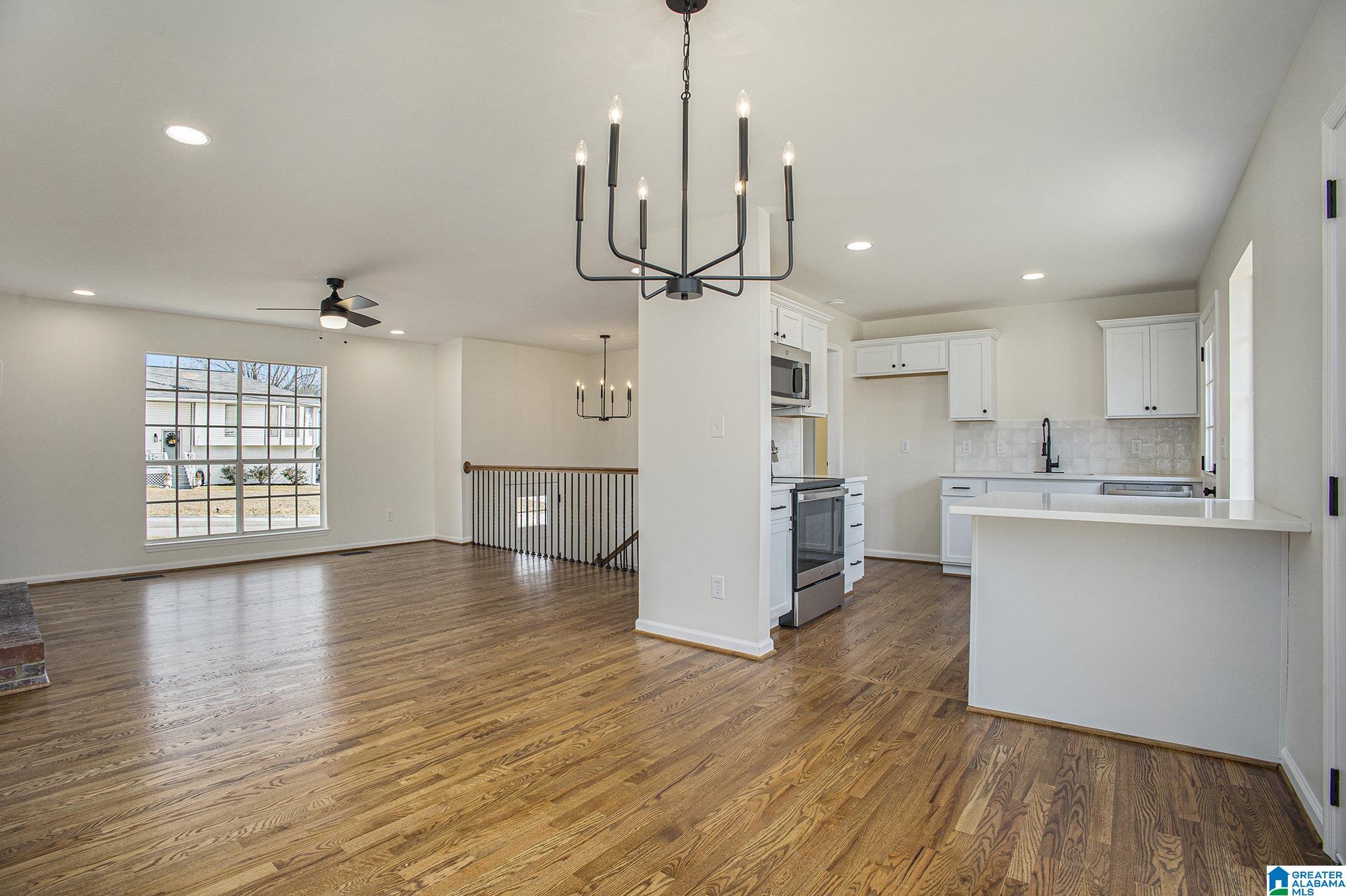 119 DOLPHIN COURT