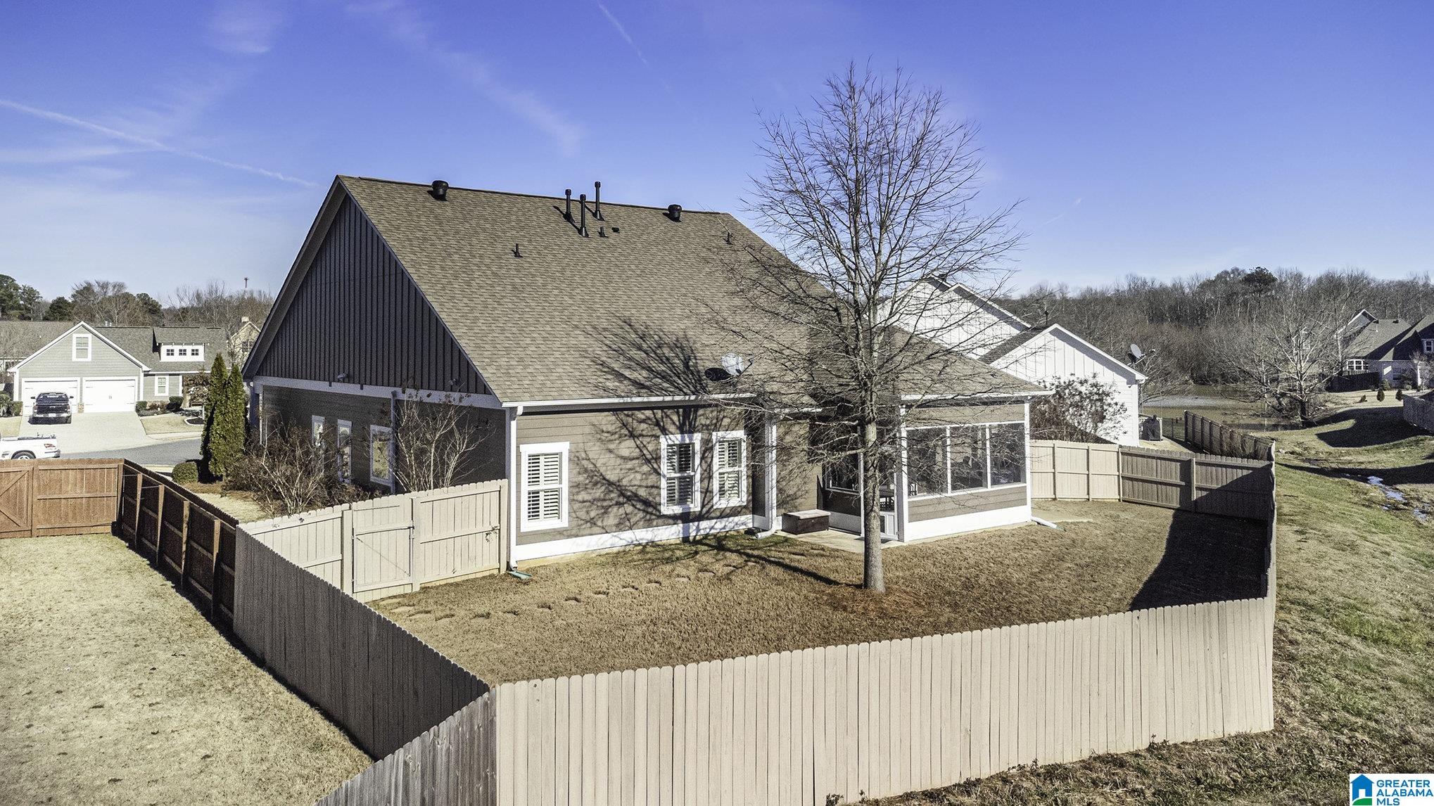 228 SHELBY FARMS BEND