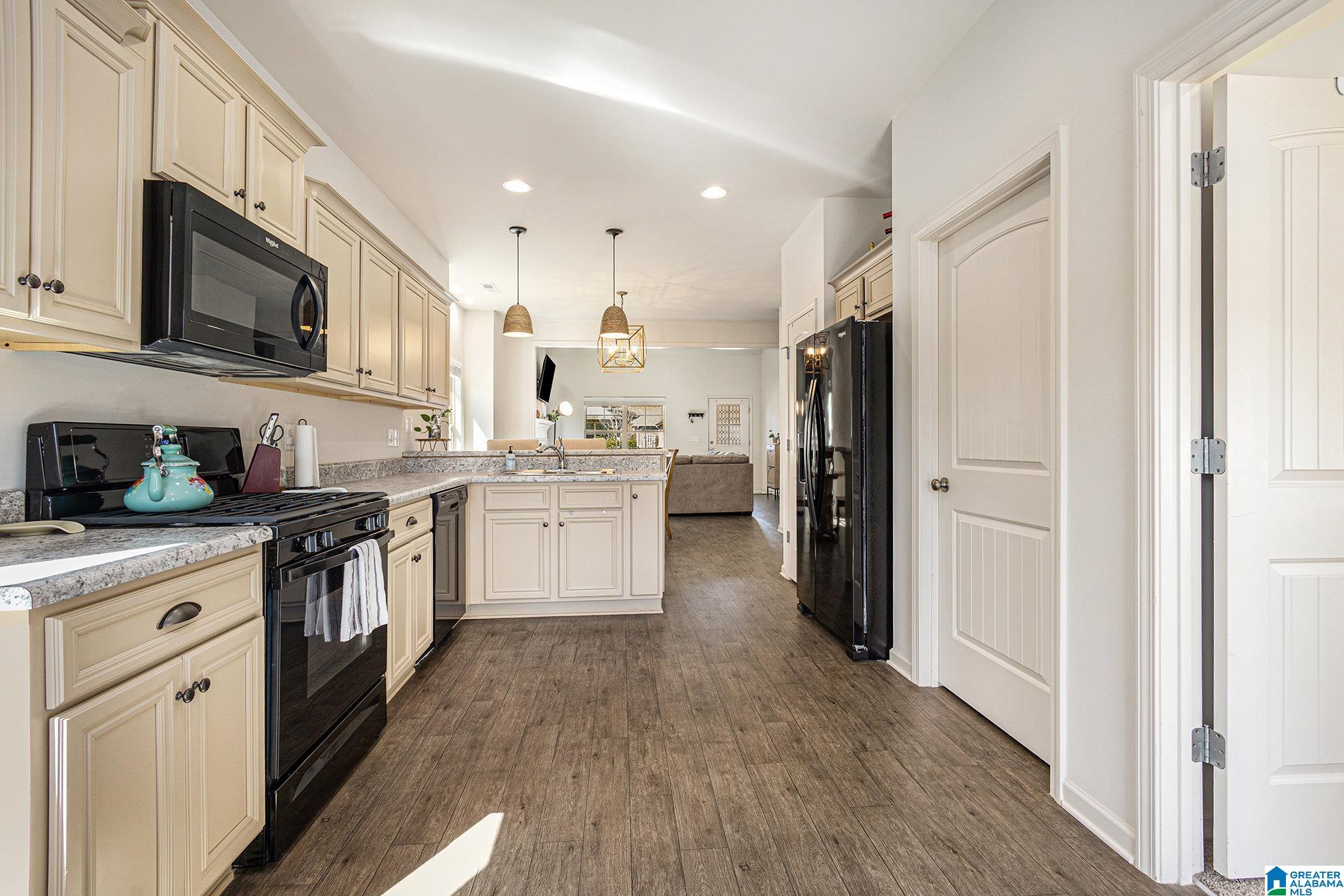 2030 PRESTON LANE