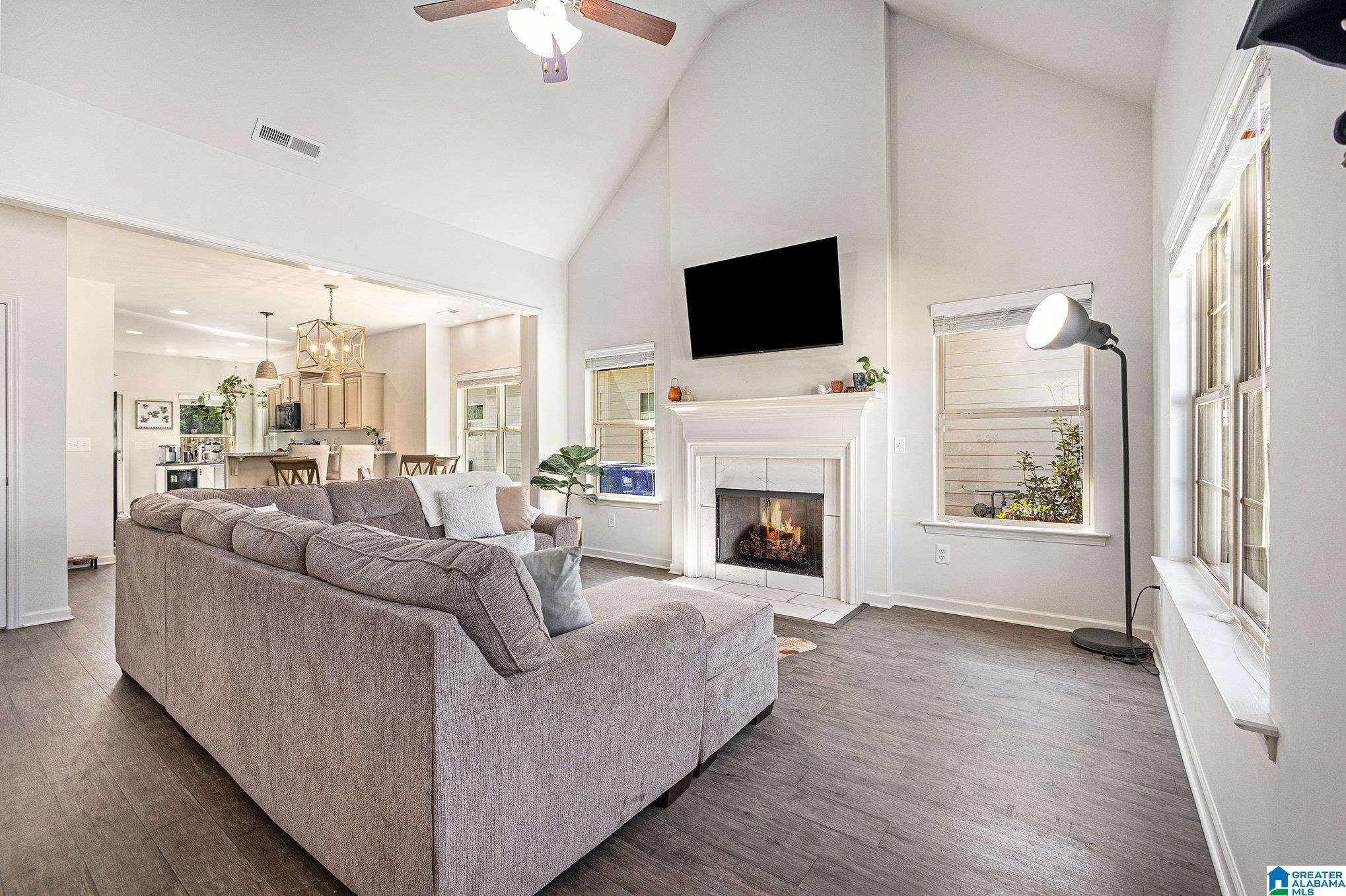 2030 PRESTON LANE