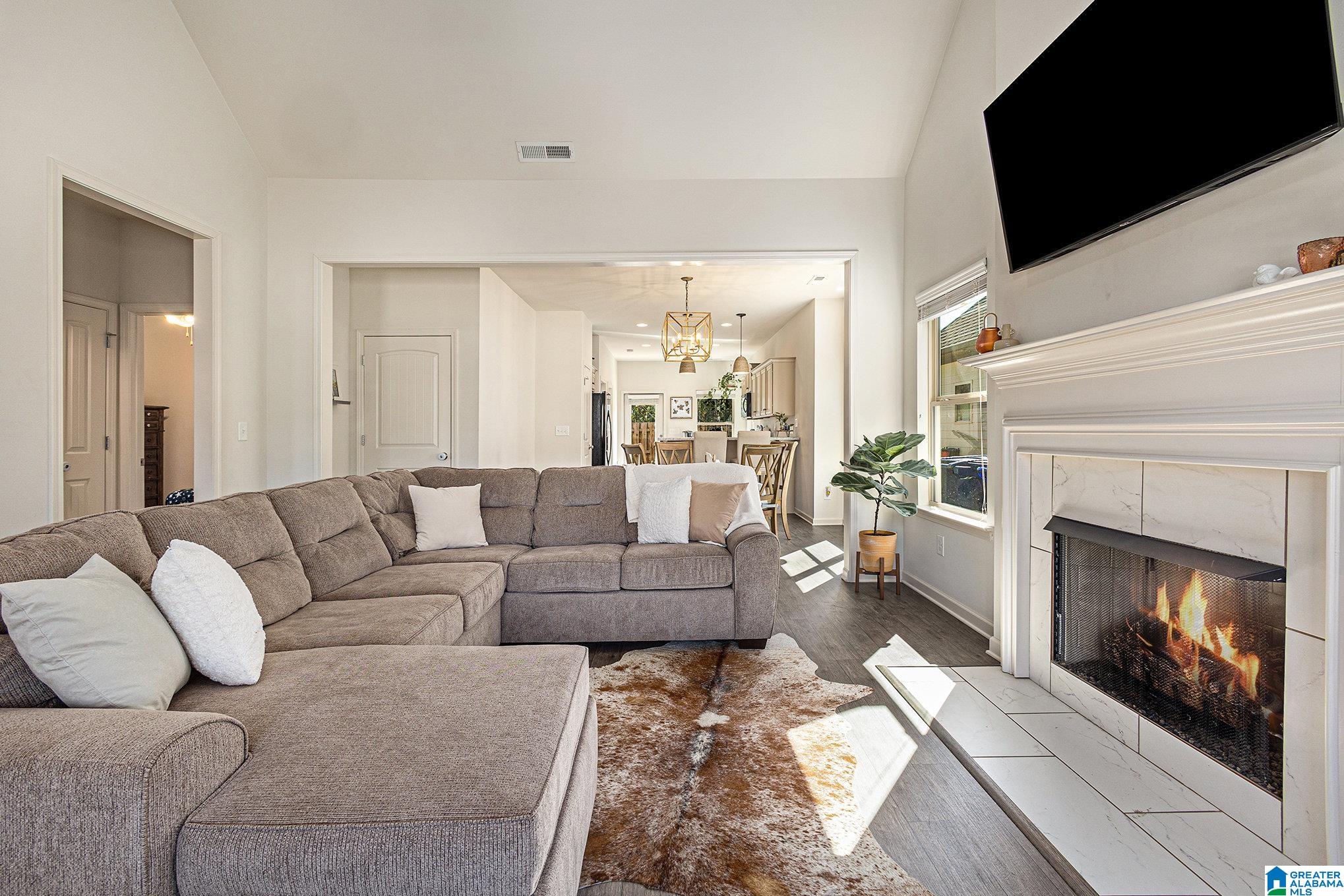 2030 PRESTON LANE