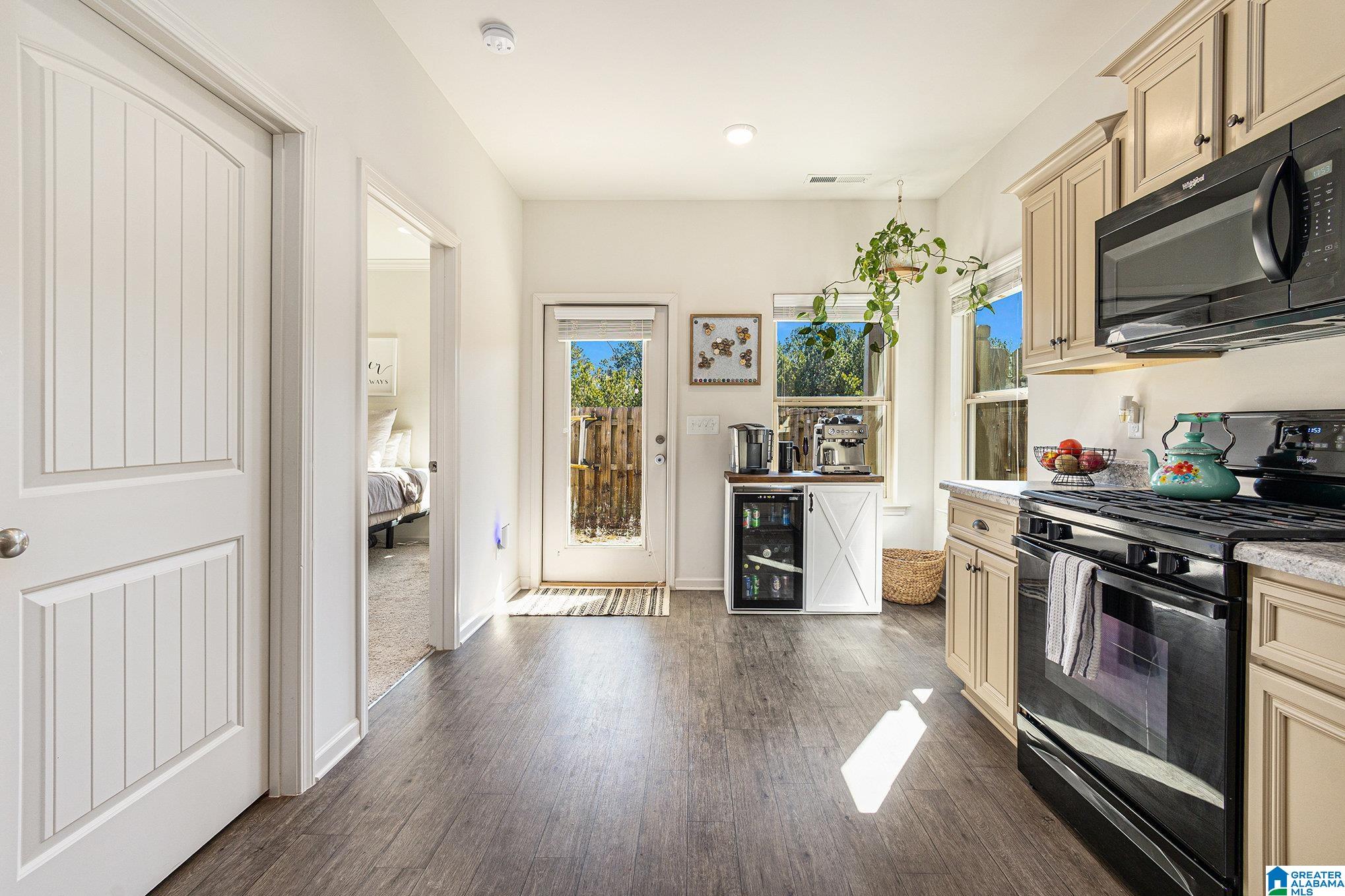 2030 PRESTON LANE