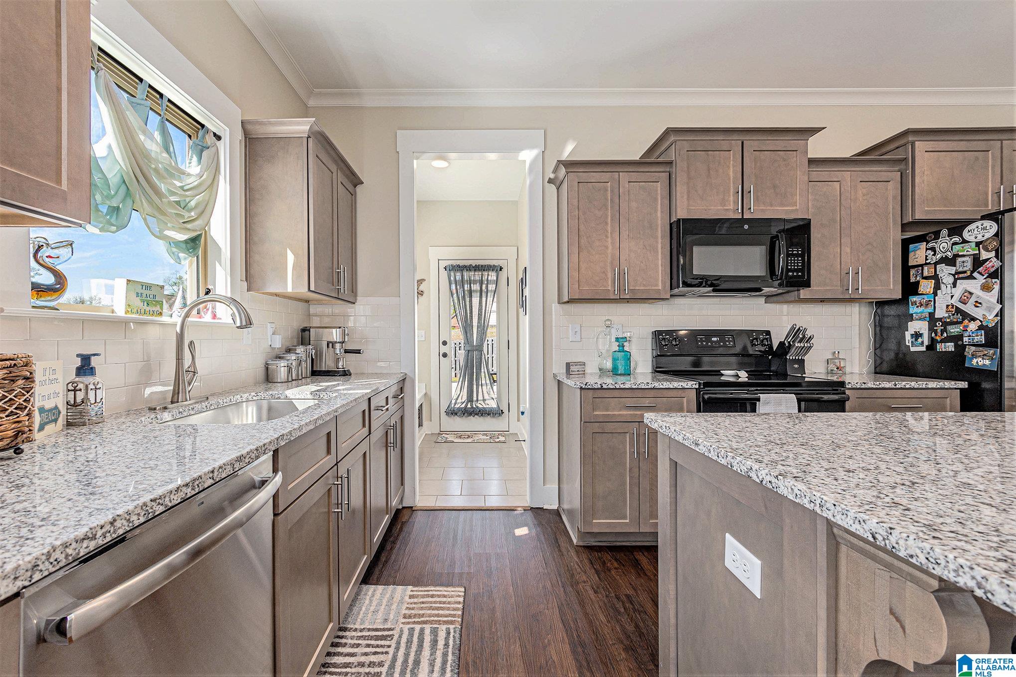 1056 GARNET DRIVE