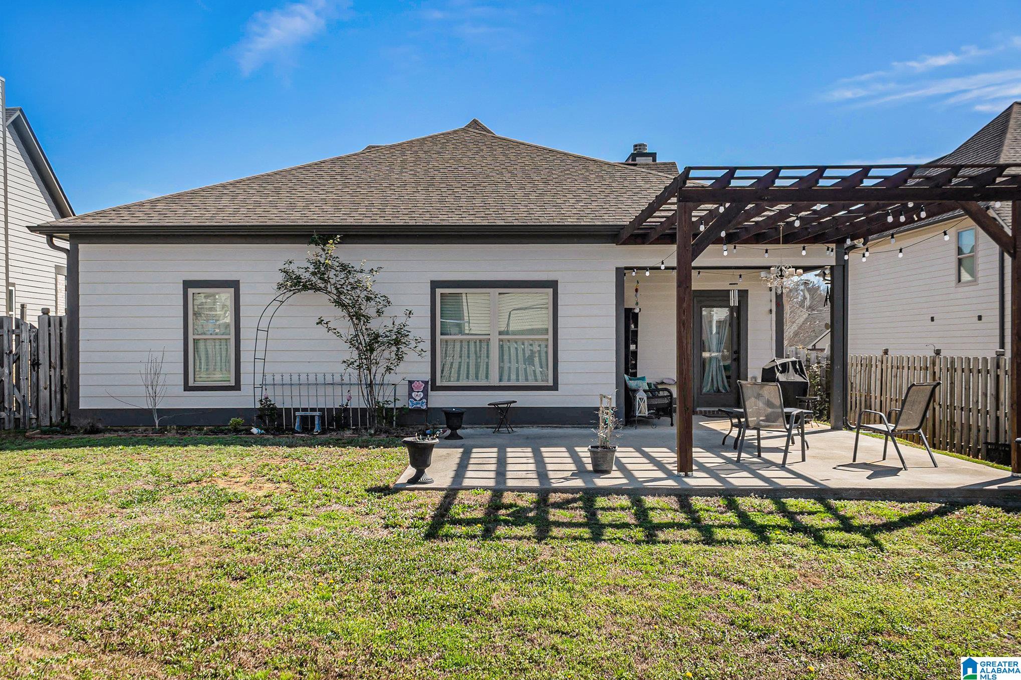 1056 GARNET DRIVE