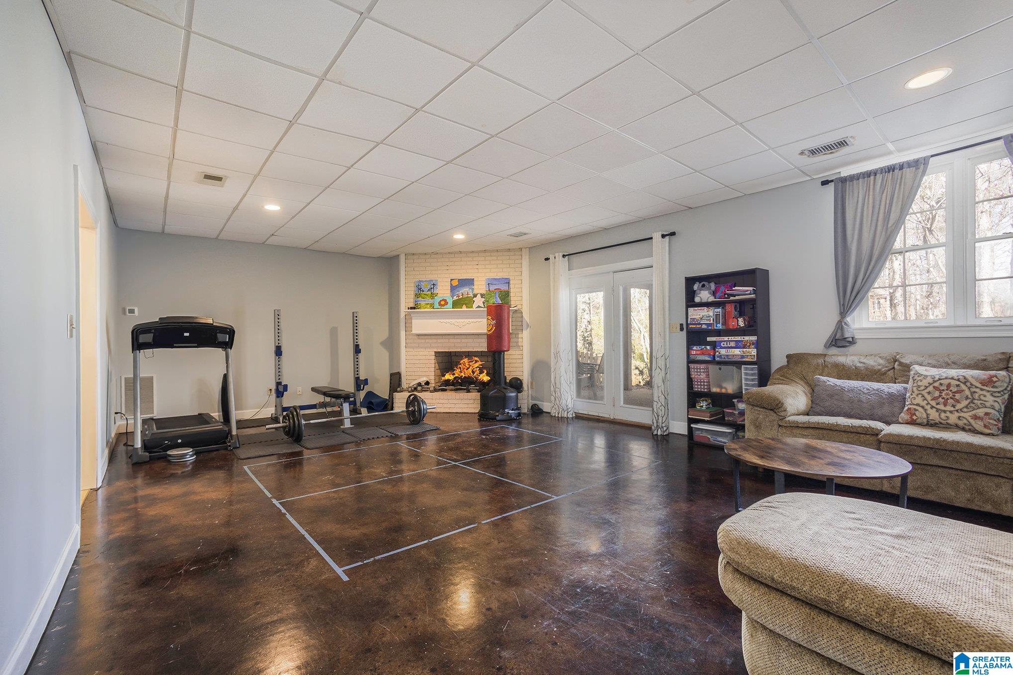 1562 FAIRWAY VIEW DRIVE