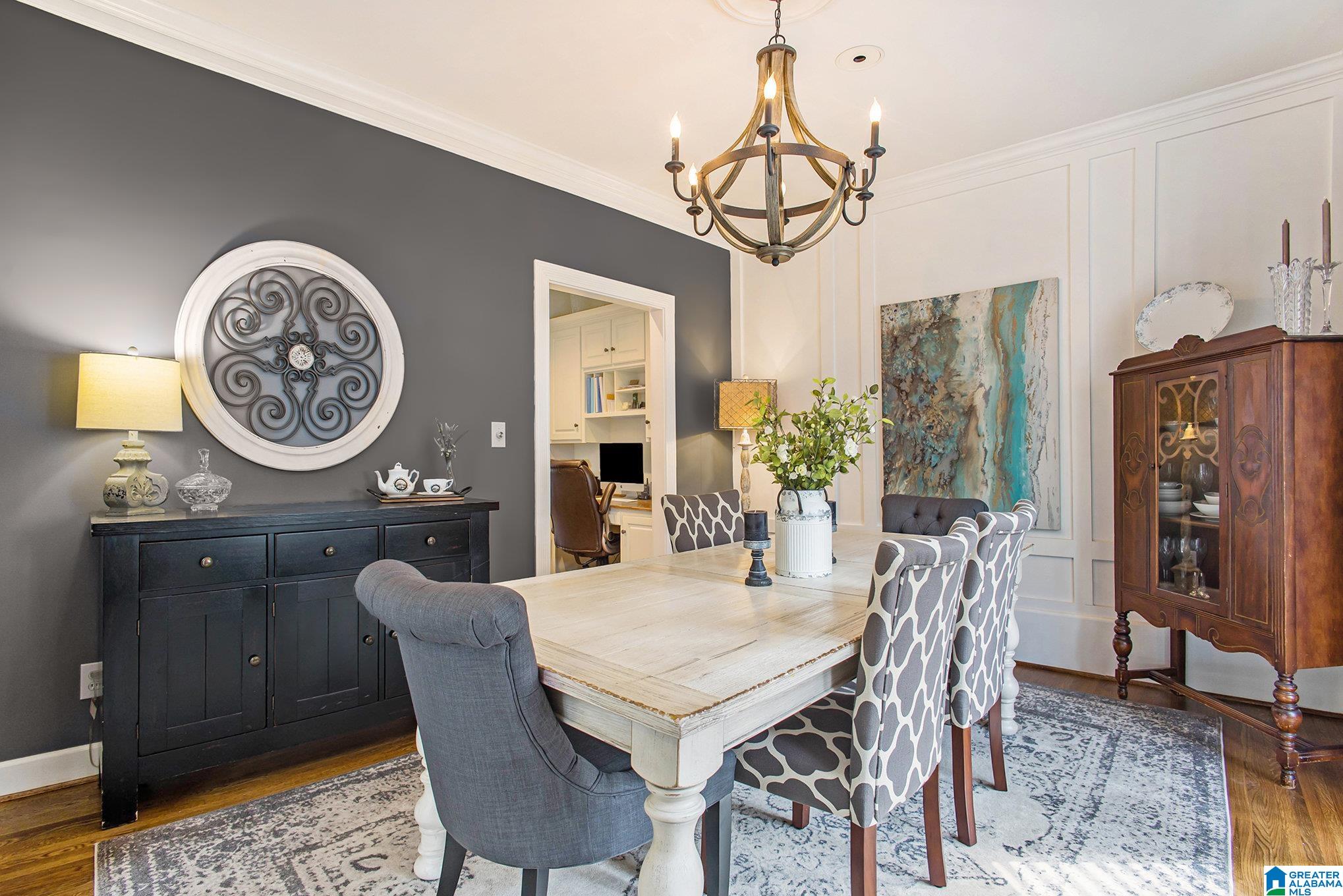 1562 FAIRWAY VIEW DRIVE