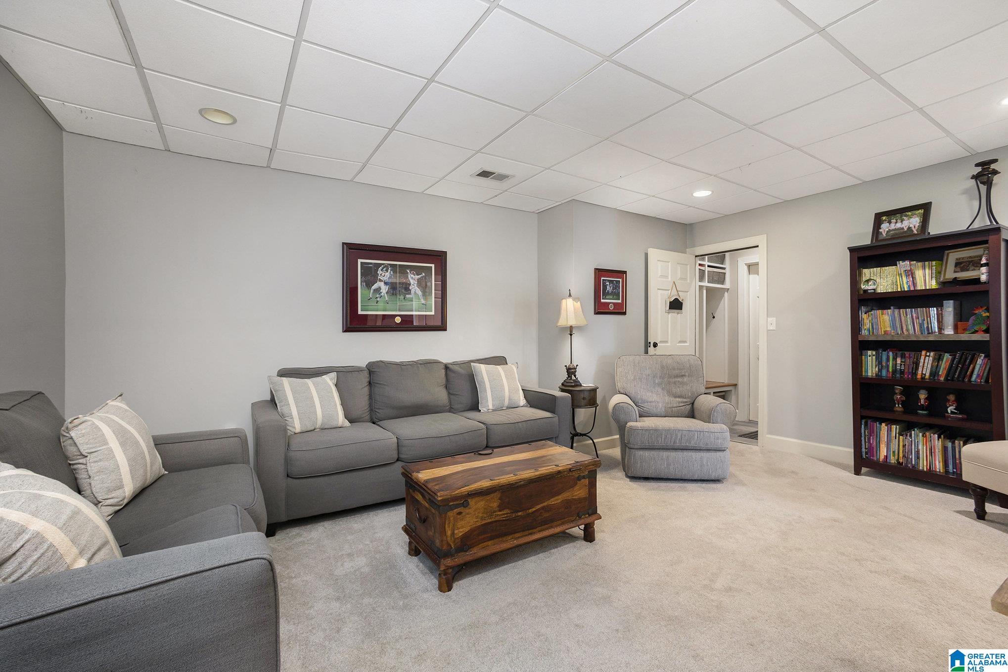 1562 FAIRWAY VIEW DRIVE