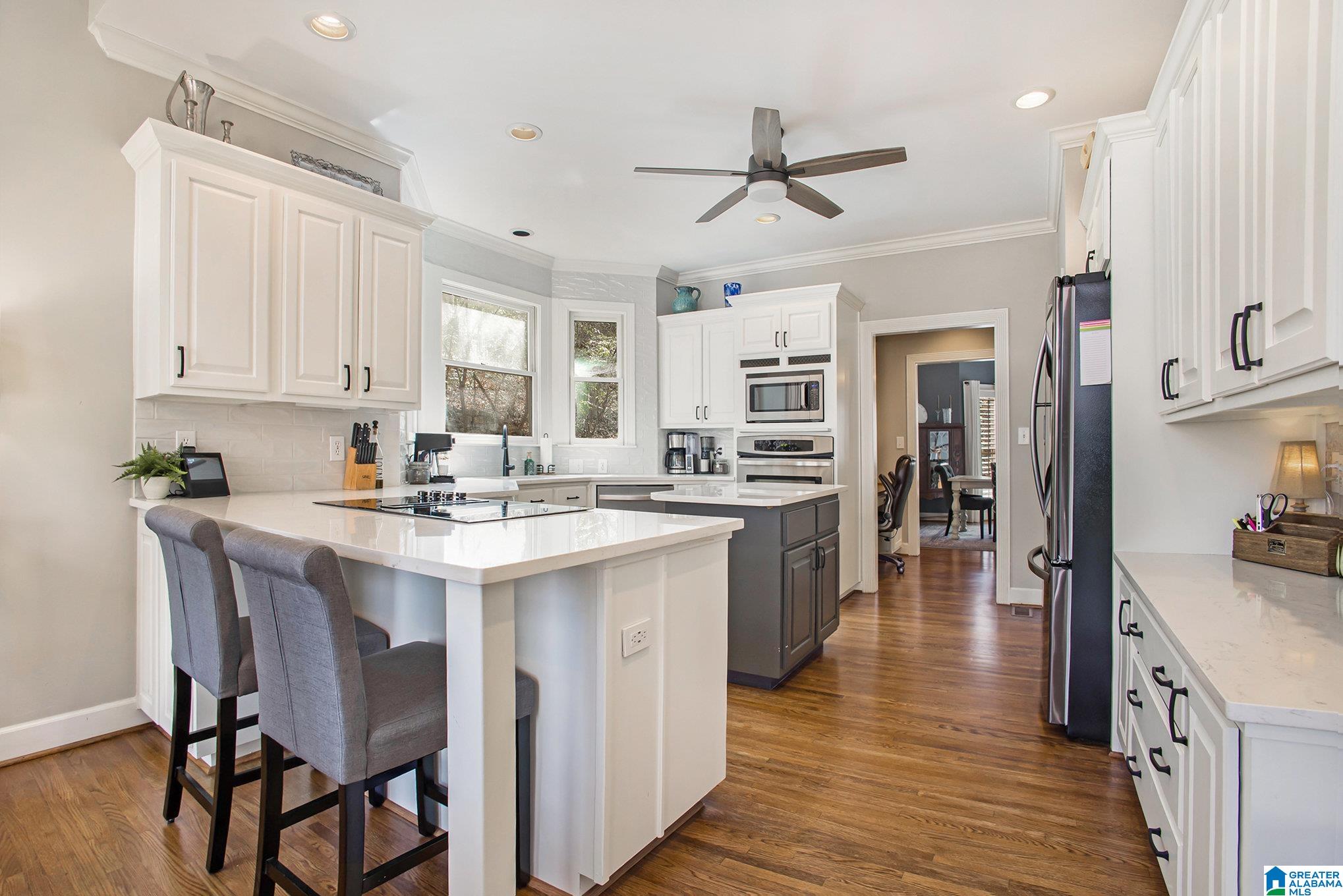 1562 FAIRWAY VIEW DRIVE