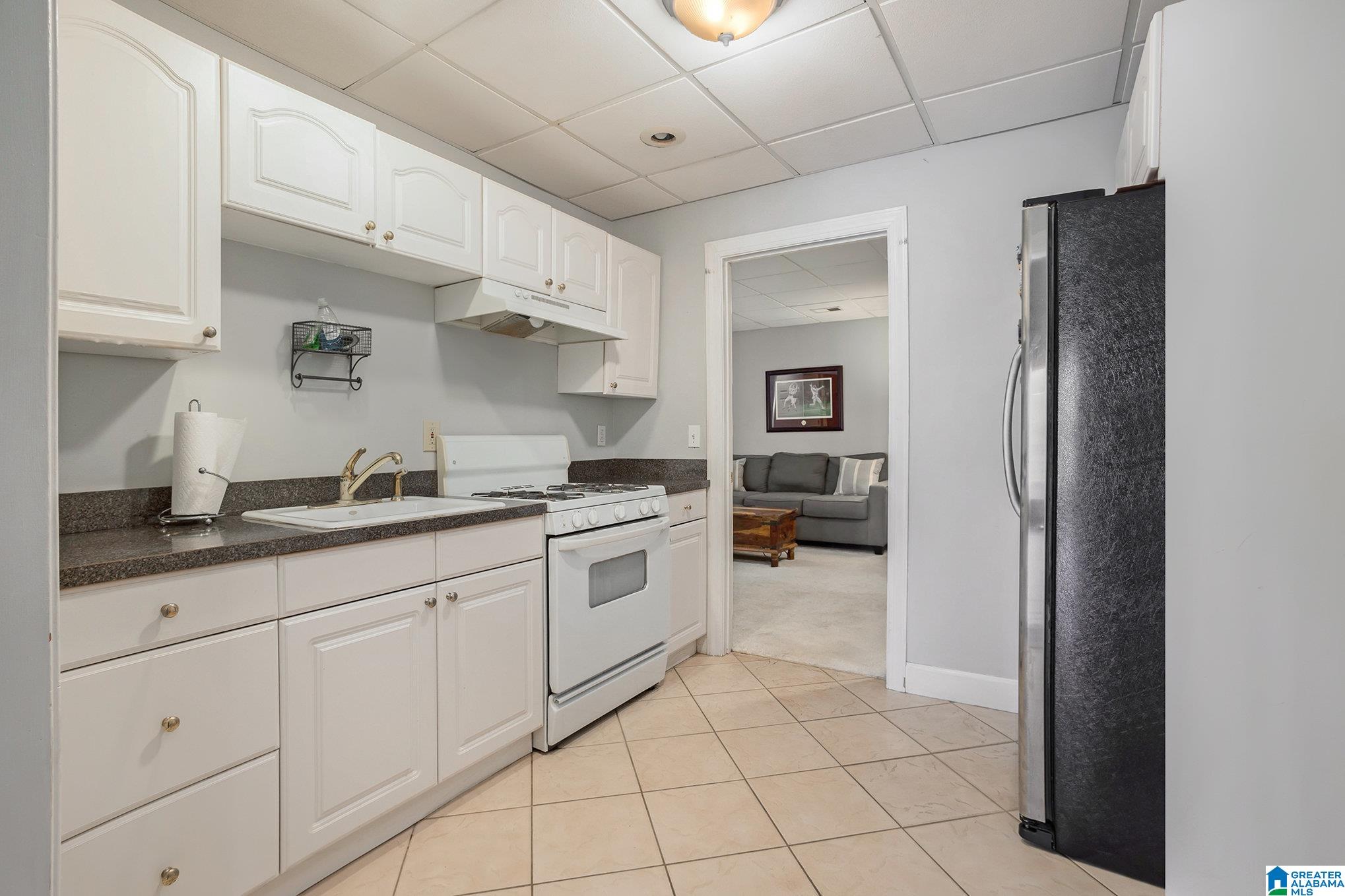 1562 FAIRWAY VIEW DRIVE