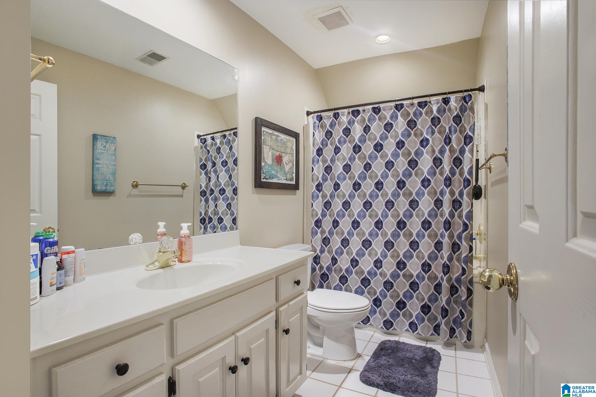 1562 FAIRWAY VIEW DRIVE