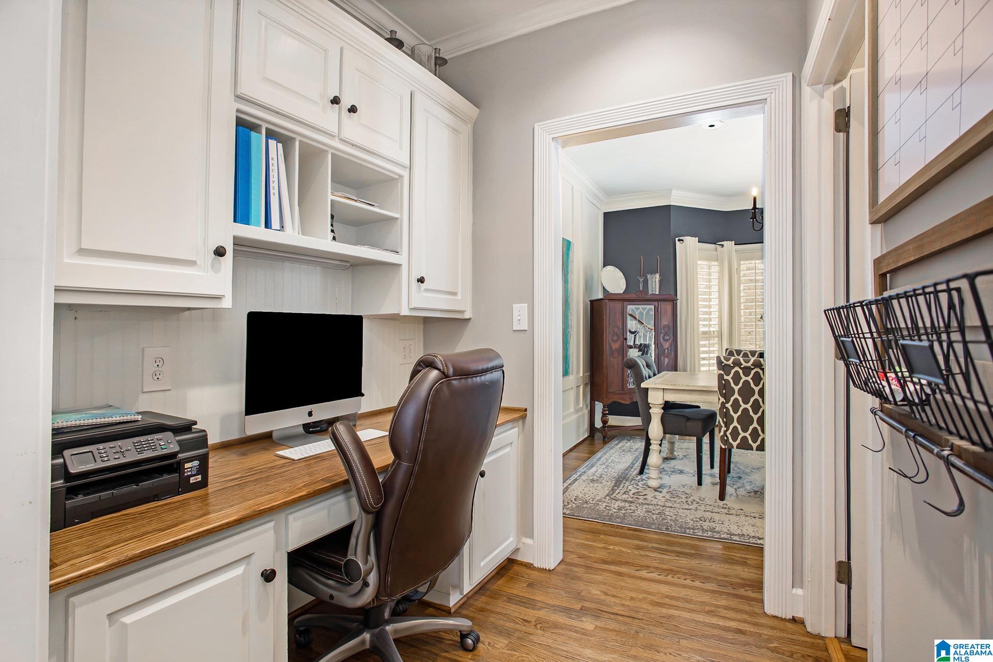 1562 FAIRWAY VIEW DRIVE