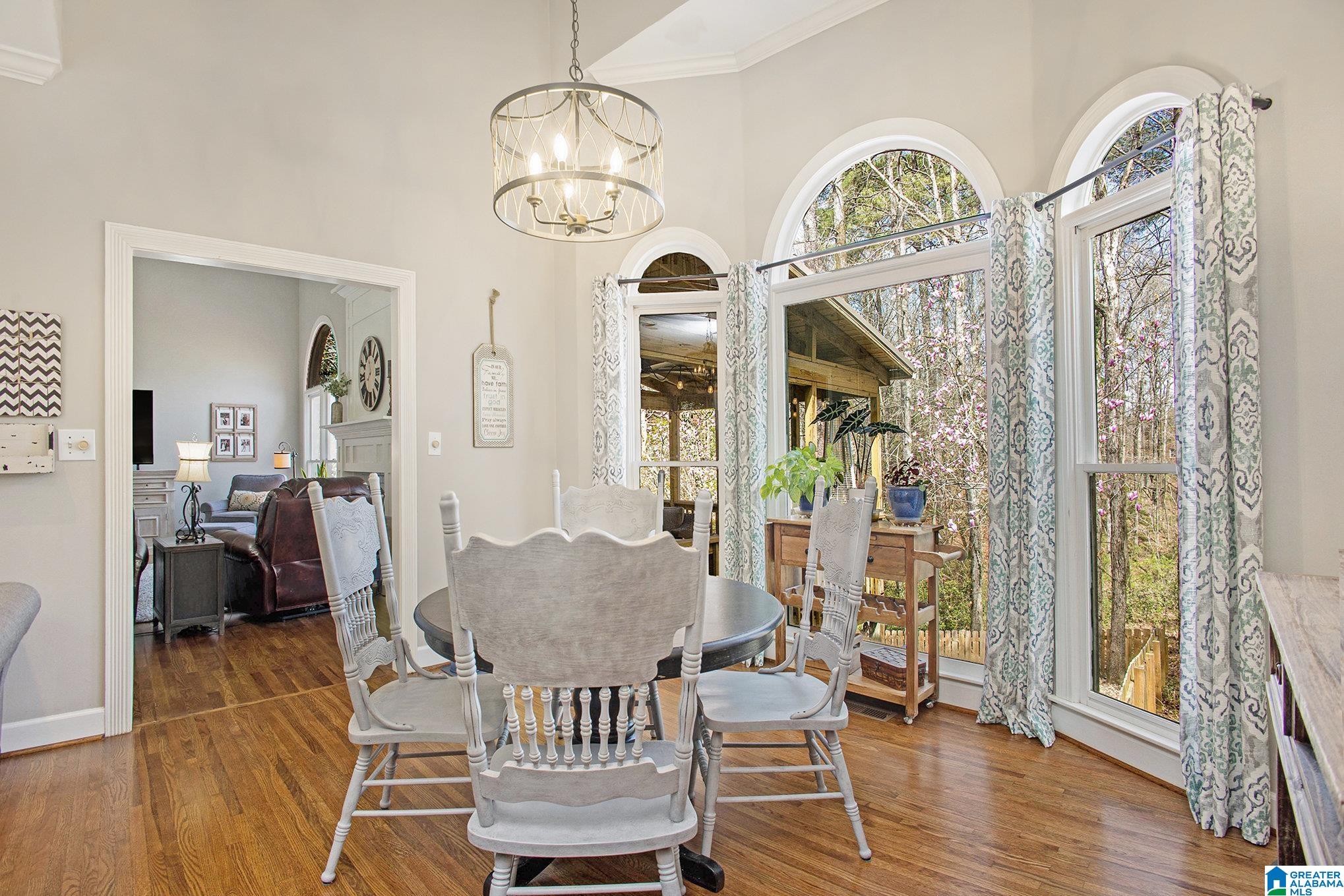 1562 FAIRWAY VIEW DRIVE