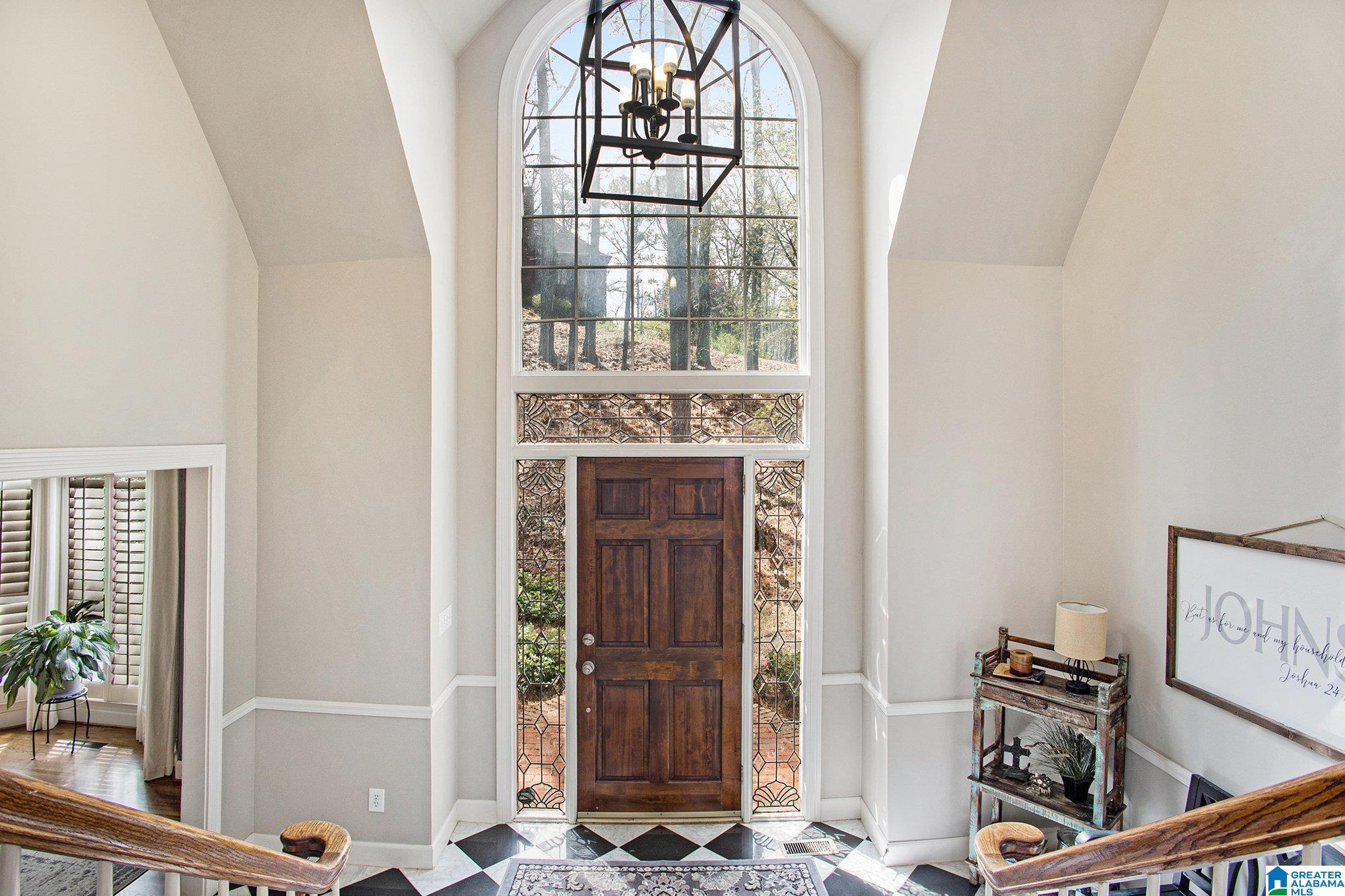 1562 FAIRWAY VIEW DRIVE